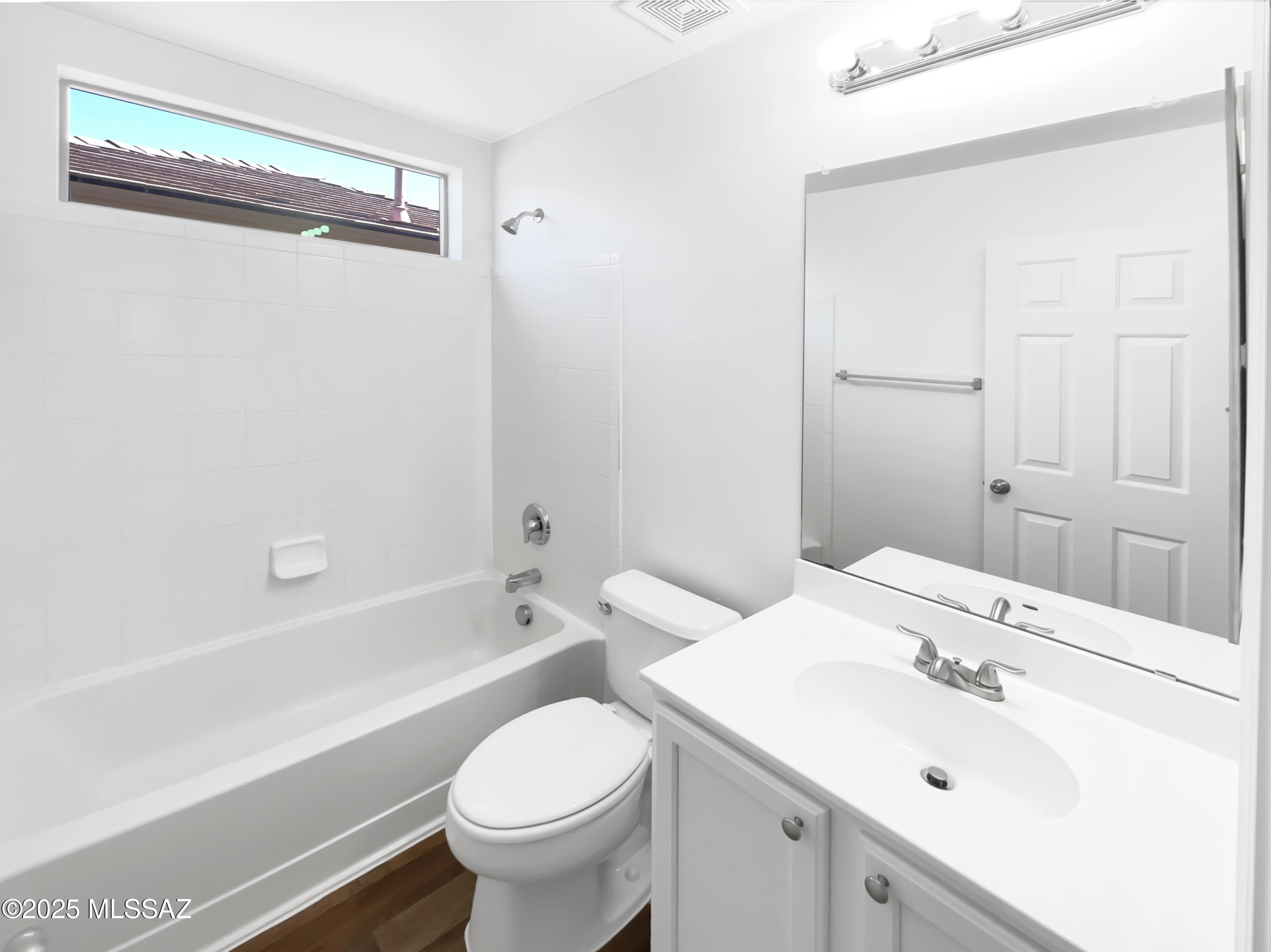 Presidio De Cancion (1-200) - Residential