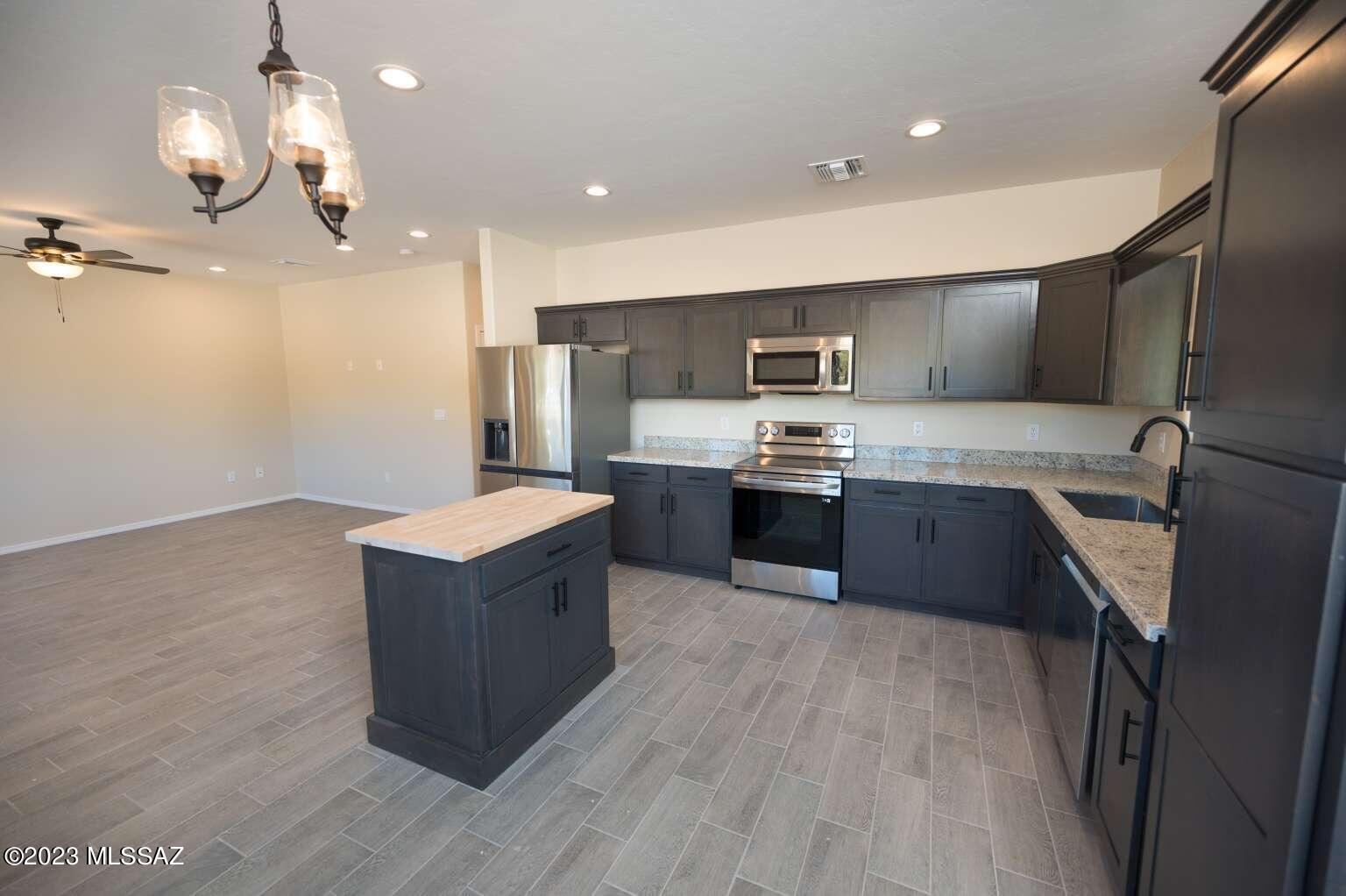 Rio Rico Villas 11 - Residential