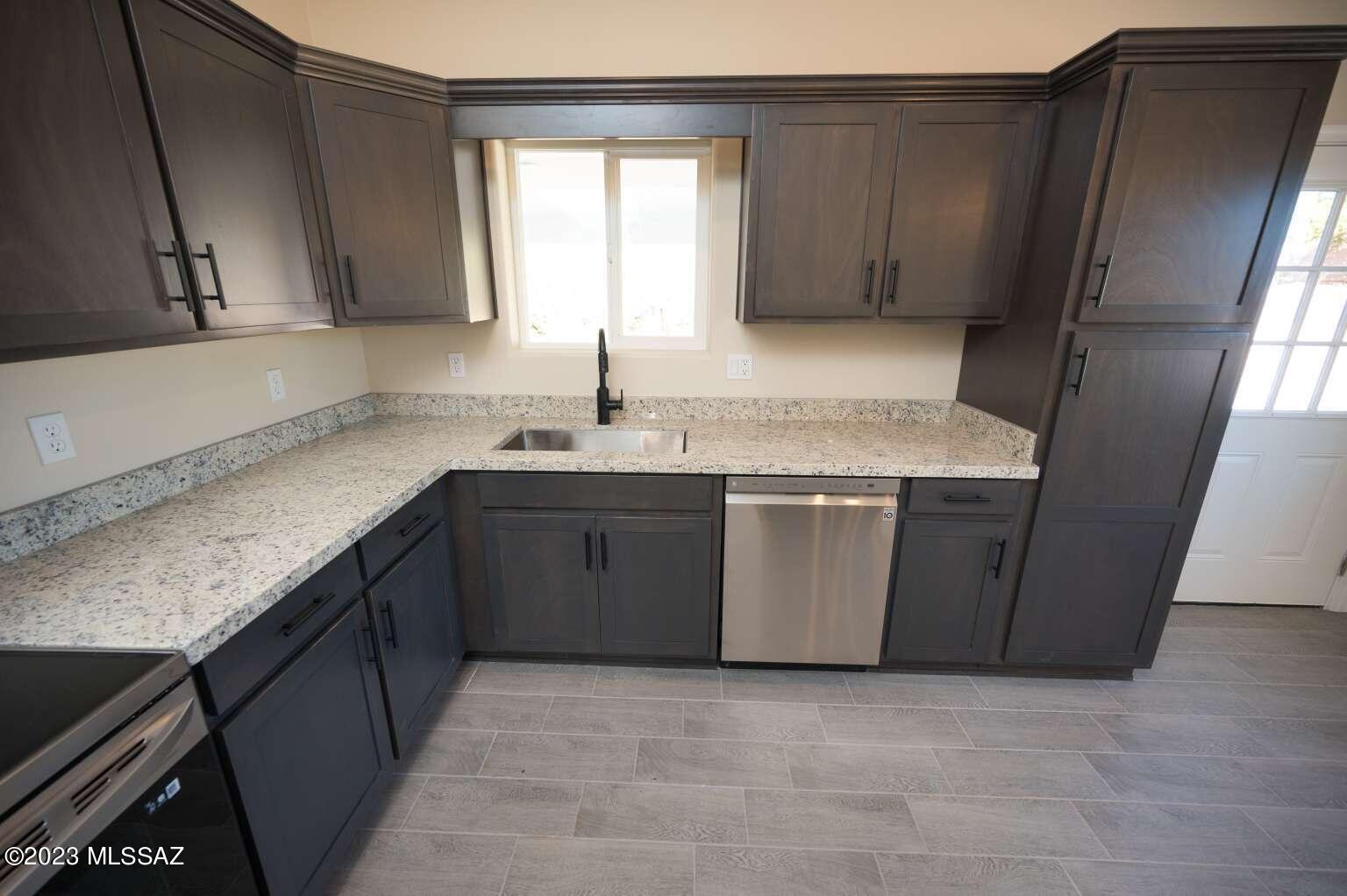 Rio Rico Villas 11 - Residential