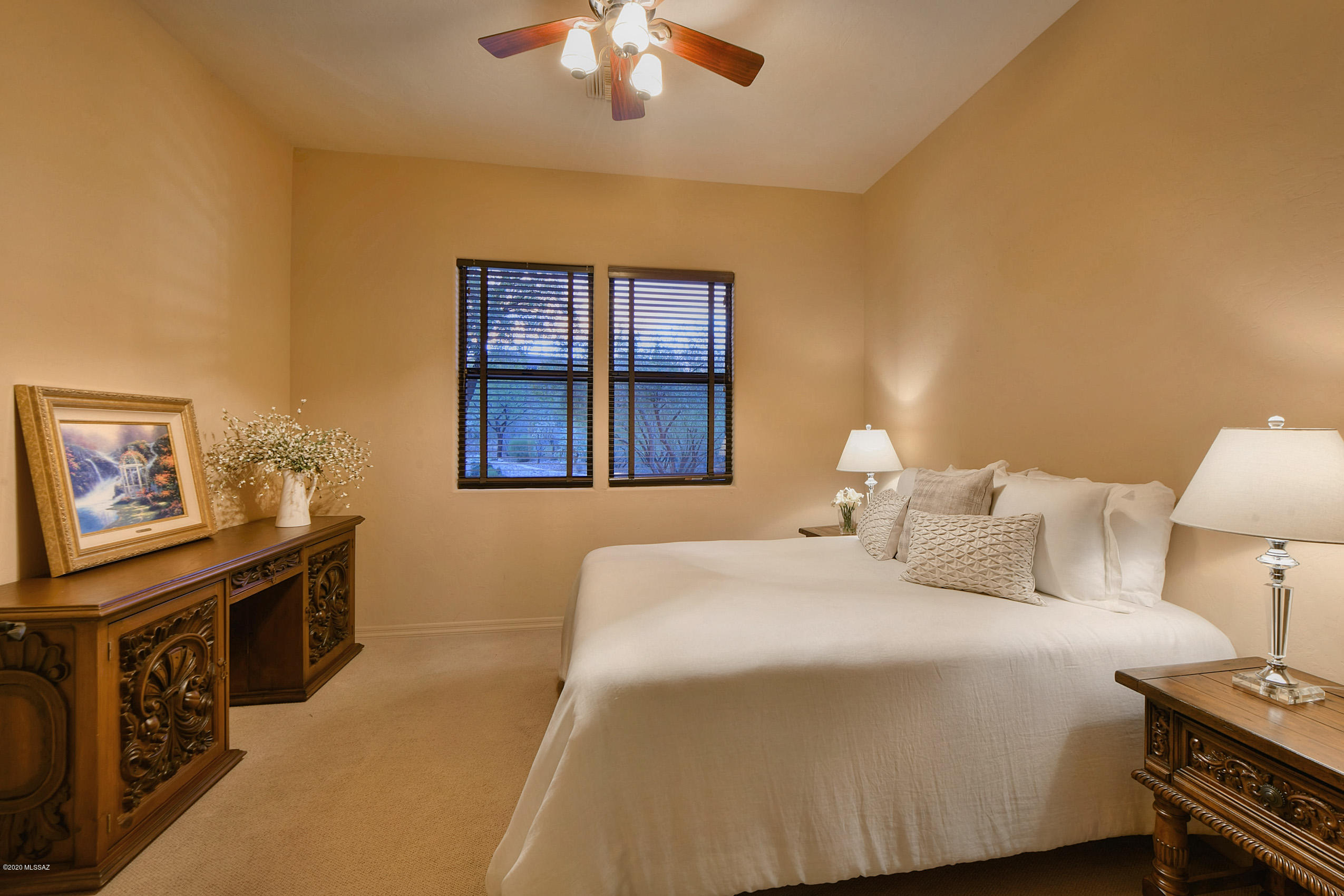 Honey Bee Ridge(The Estates At) - Residential