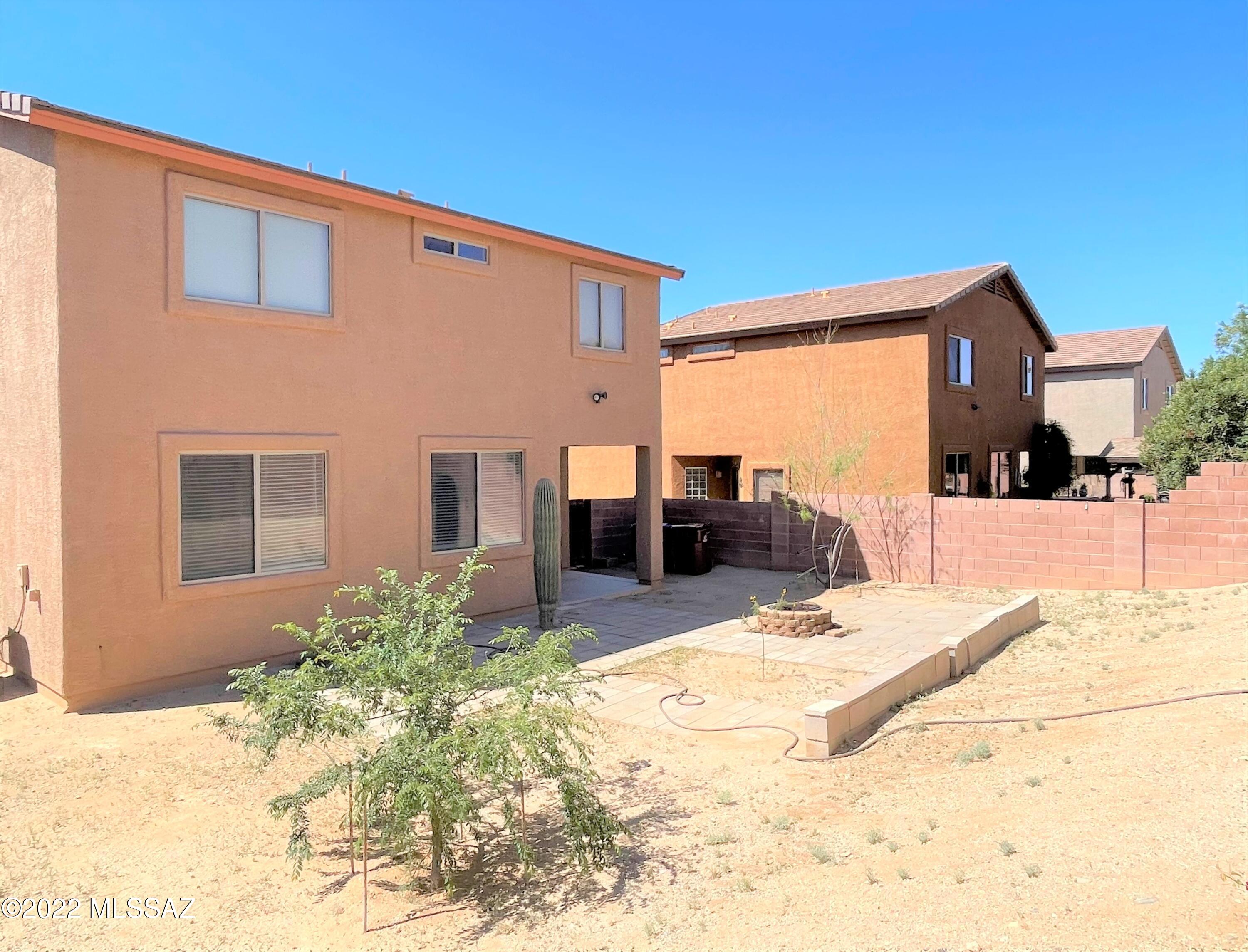 Cortaro Crossing Blks I-II (1-119) - Residential Lease