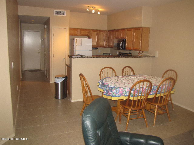 Mountain View Condos. (1-76) - Residential Lease