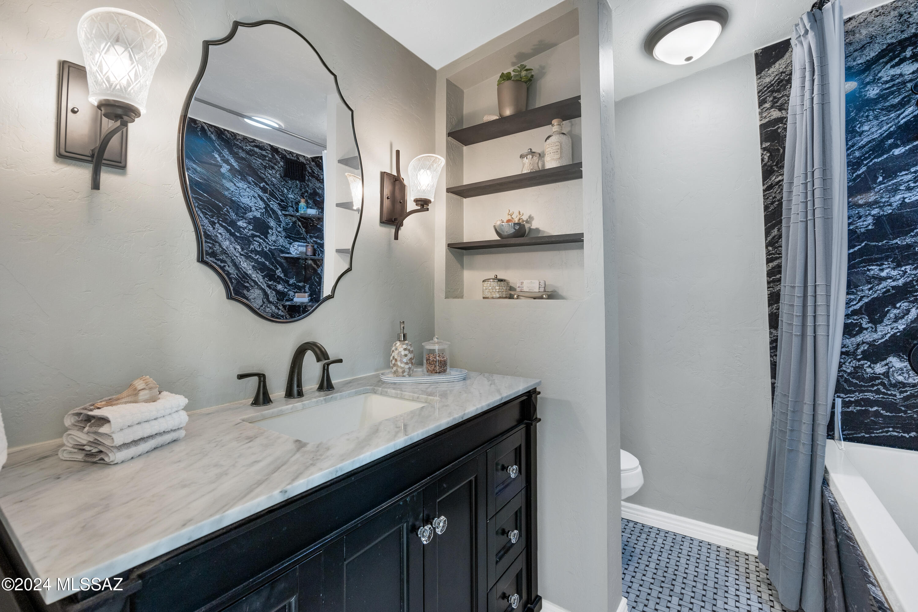 Suffolk Hills (45-107) - Residential