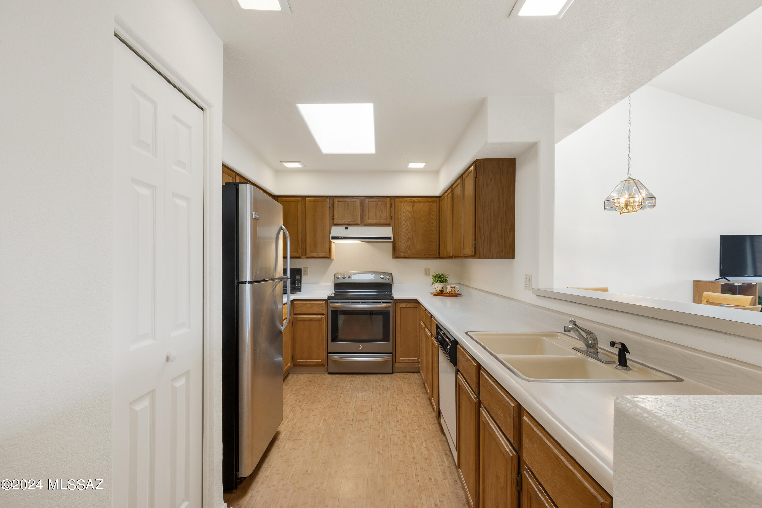 La Cholla Hills(1-313) - Residential