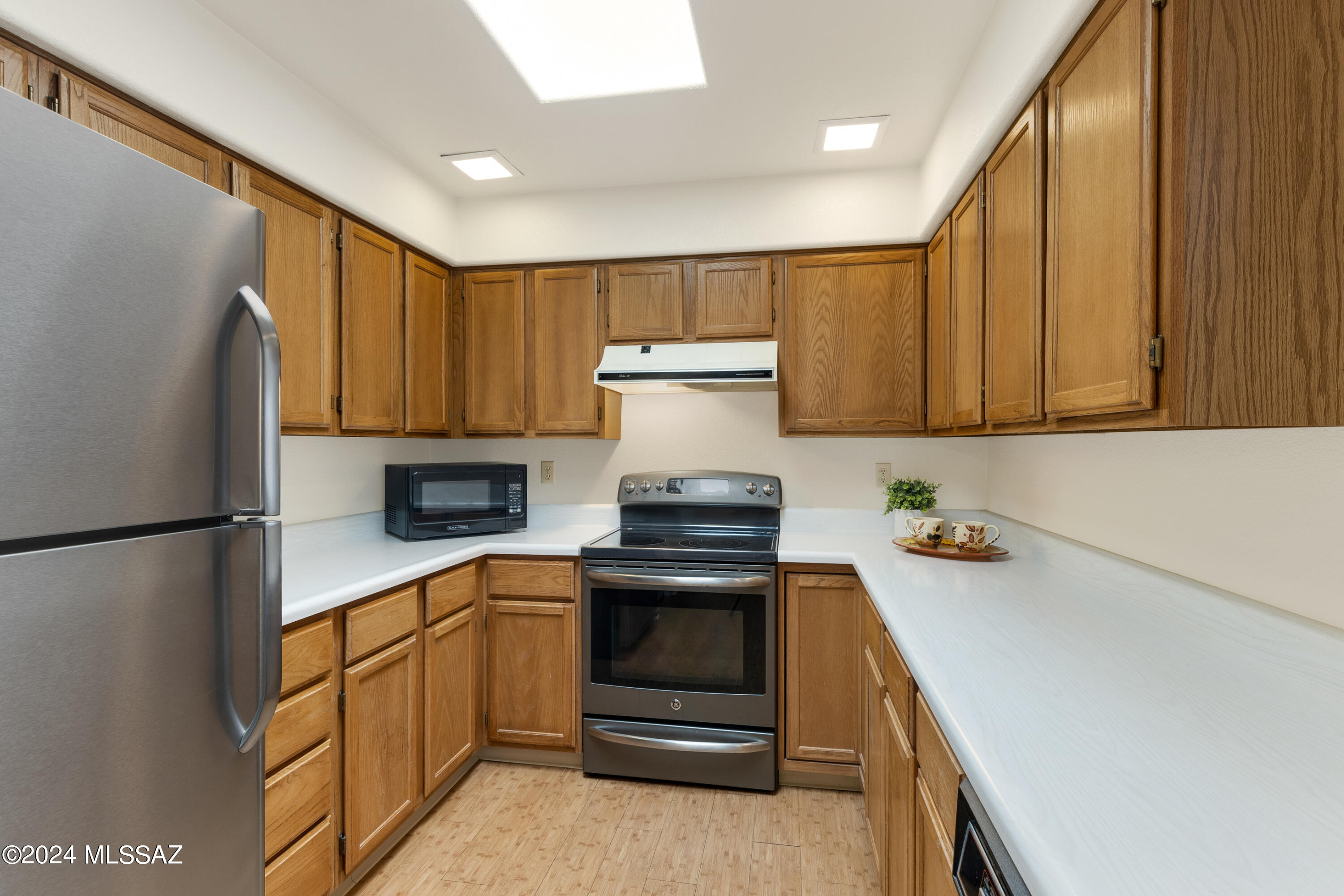 La Cholla Hills(1-313) - Residential