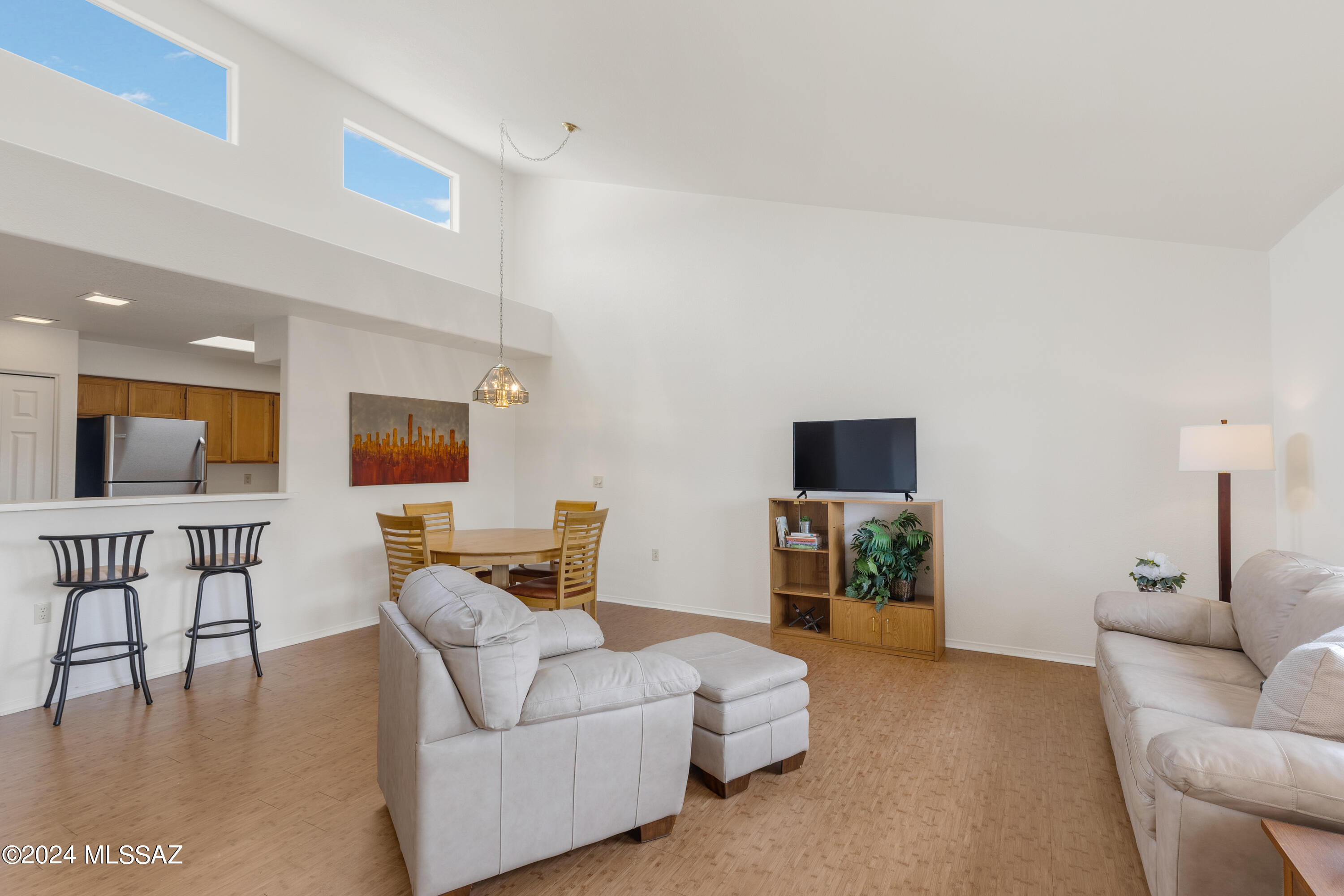 La Cholla Hills(1-313) - Residential