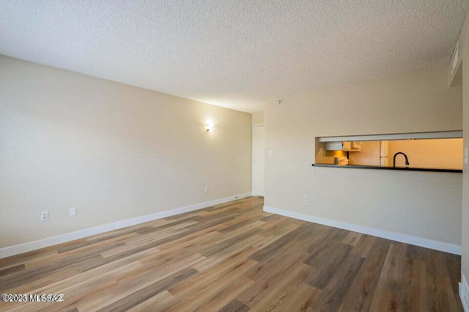 Columbus Park Condos (1-48) - Residential Lease