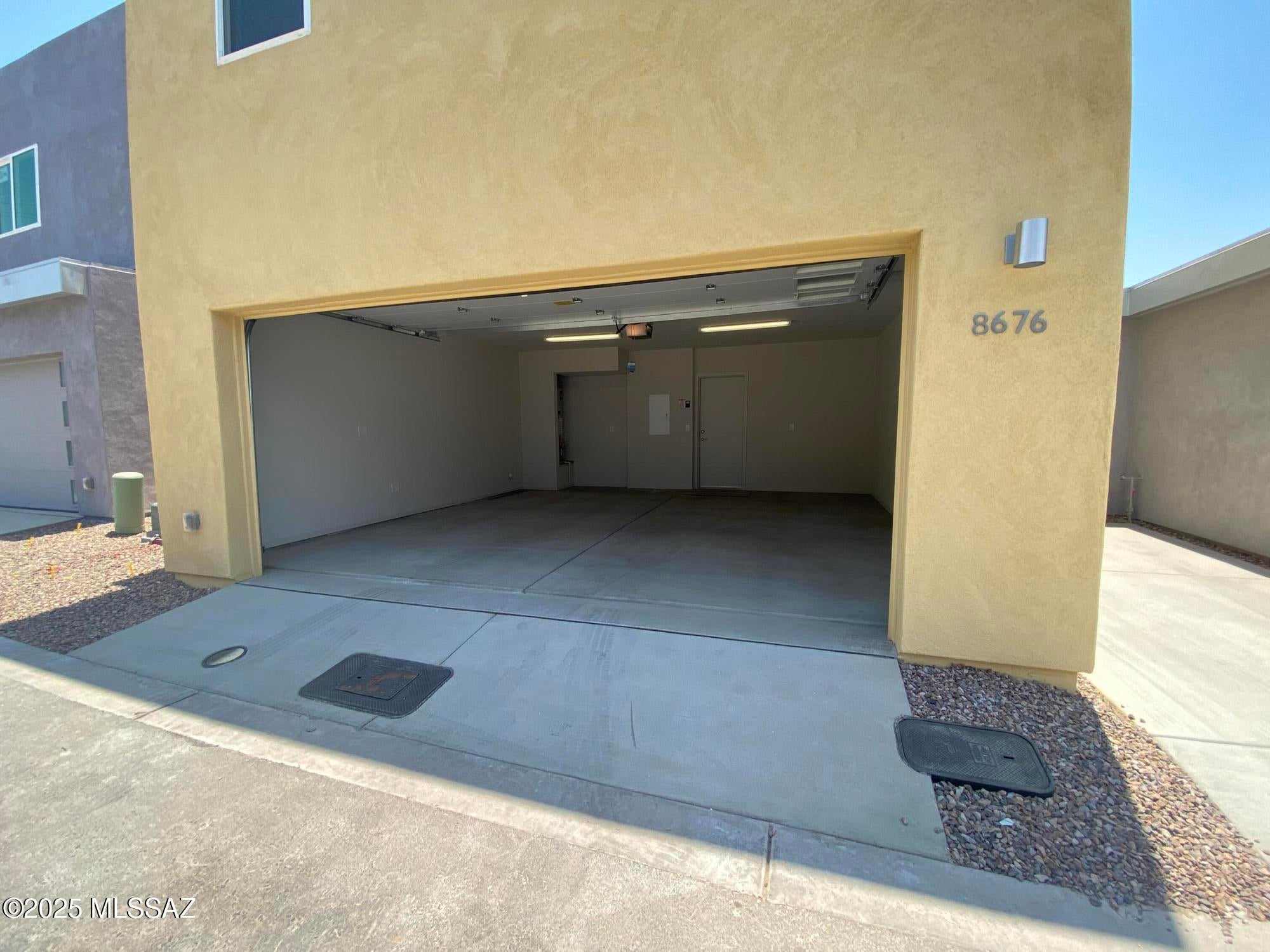 Camino Modern SQ20180120608 - Residential Lease