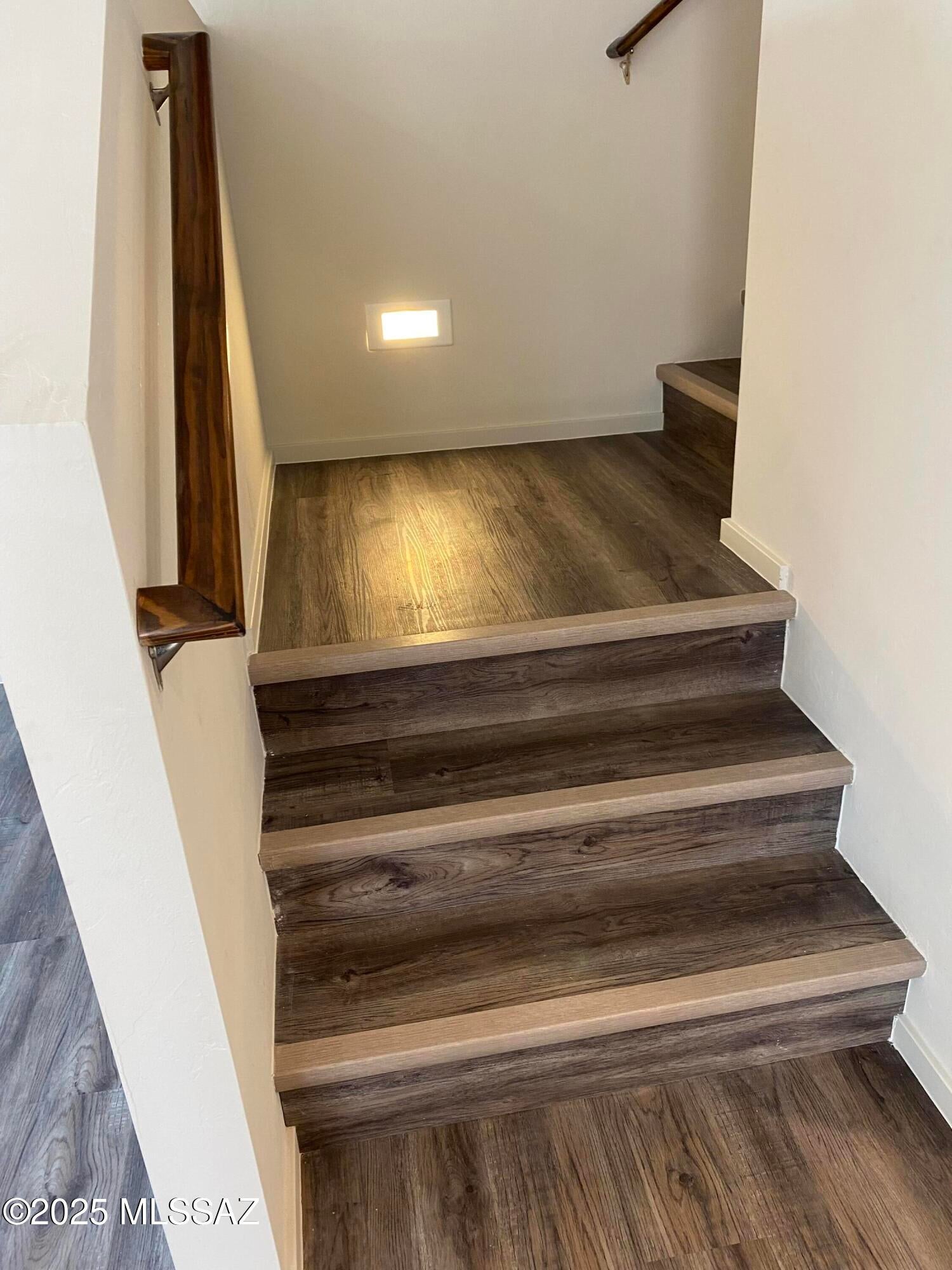 Camino Modern SQ20180120608 - Residential Lease