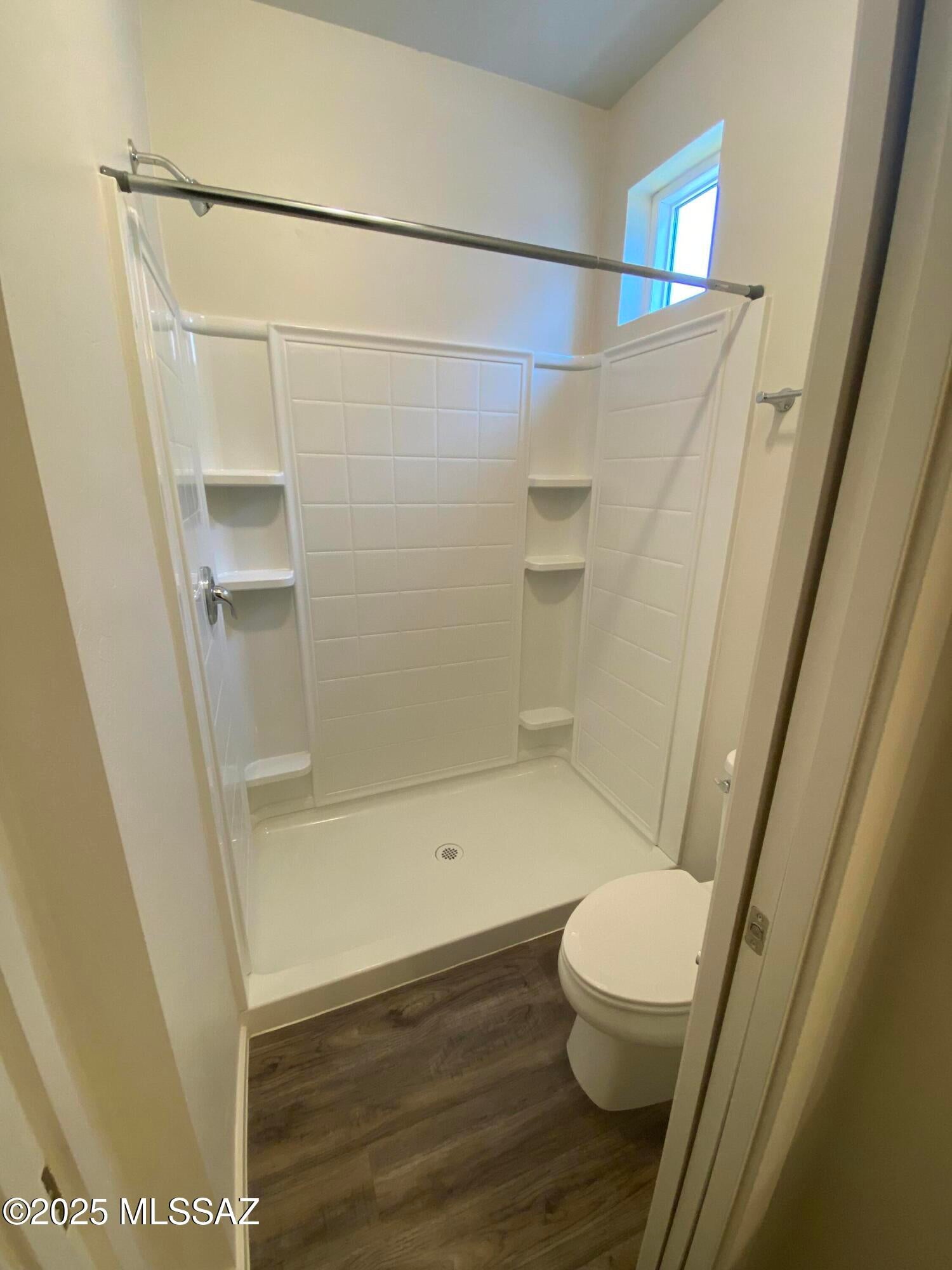 Camino Modern SQ20180120608 - Residential Lease