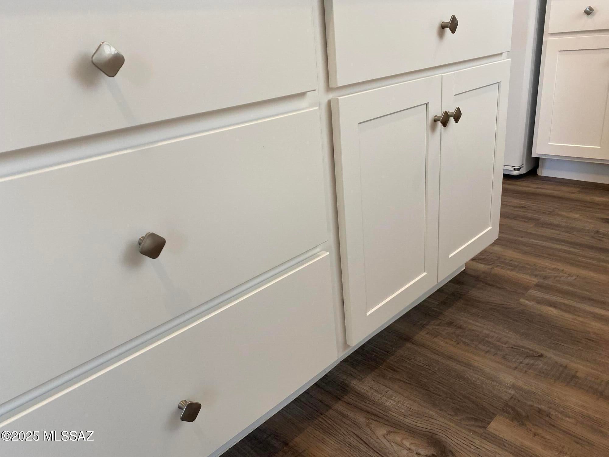 Camino Modern SQ20180120608 - Residential Lease