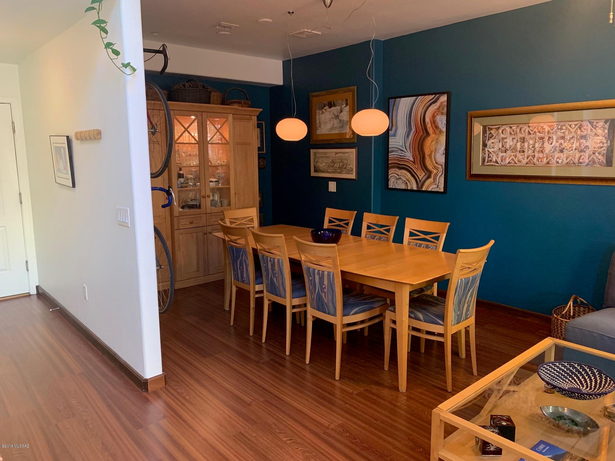 River Walk (1-140) - Residential Lease