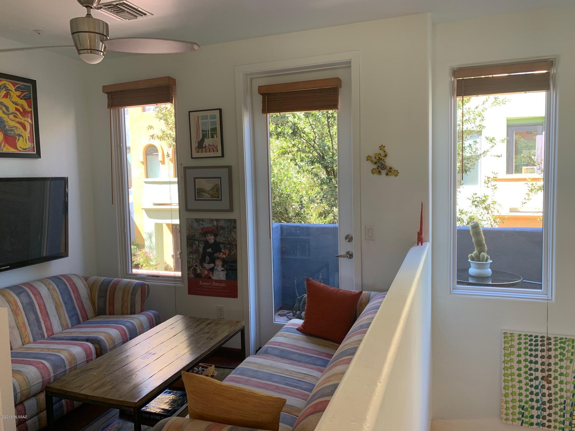 River Walk (1-140) - Residential Lease