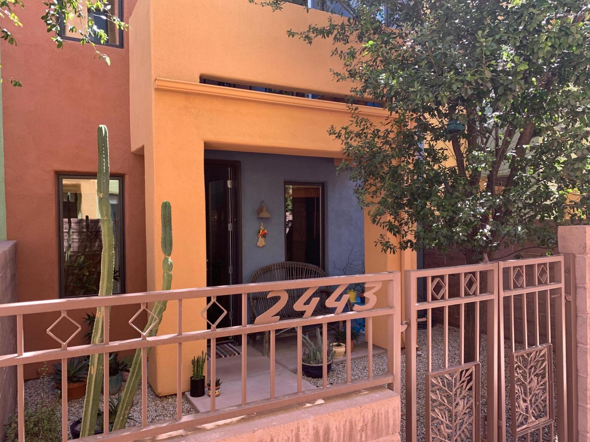 River Walk (1-140) - Residential Lease