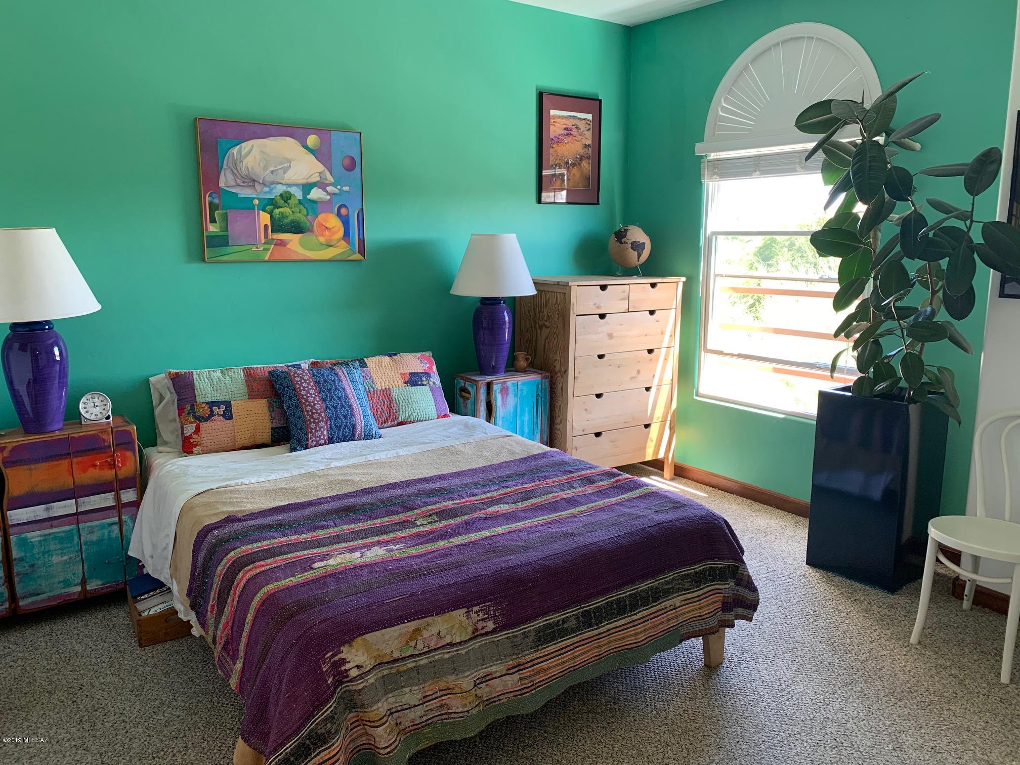 River Walk (1-140) - Residential Lease