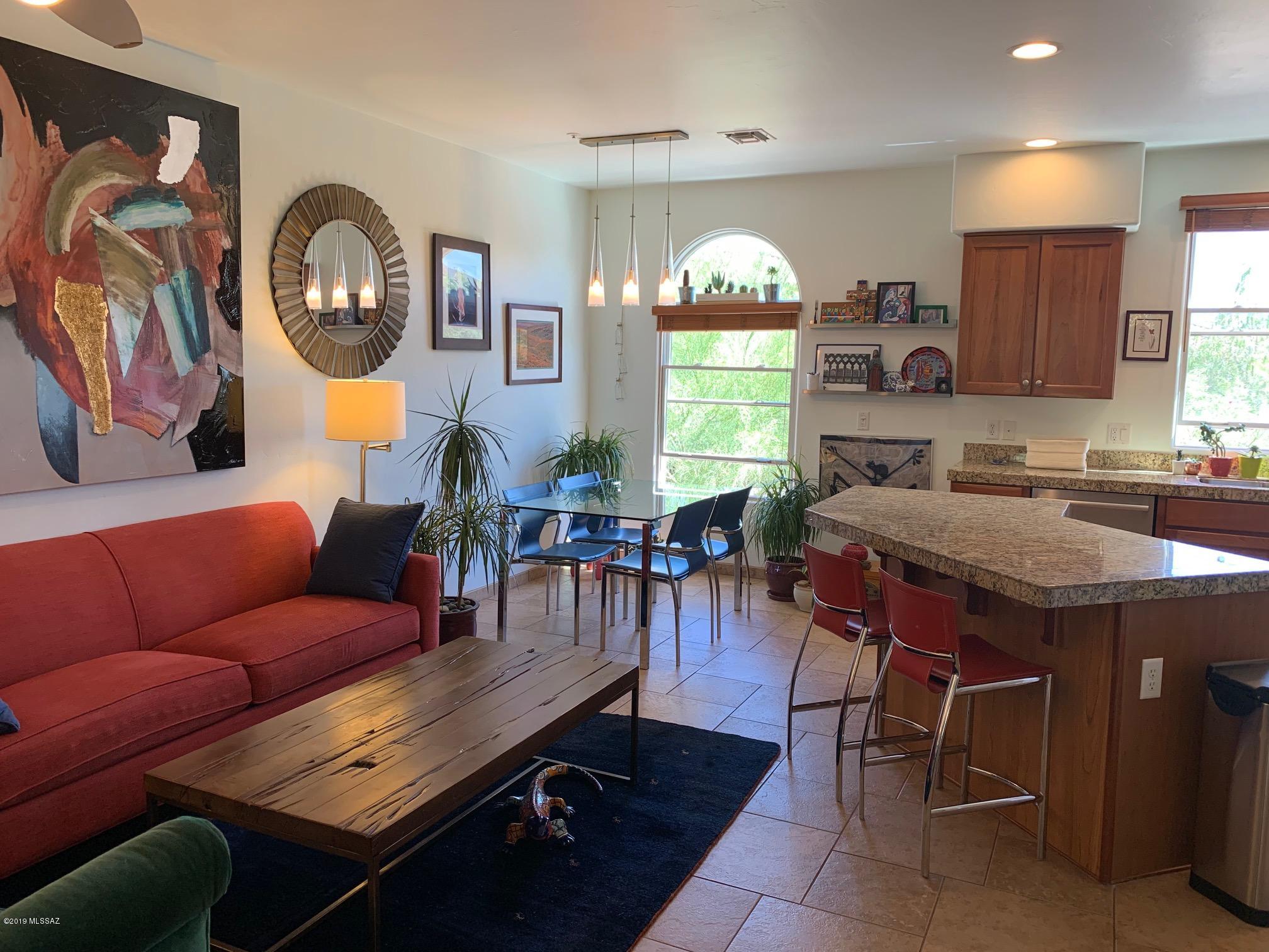 River Walk (1-140) - Residential Lease