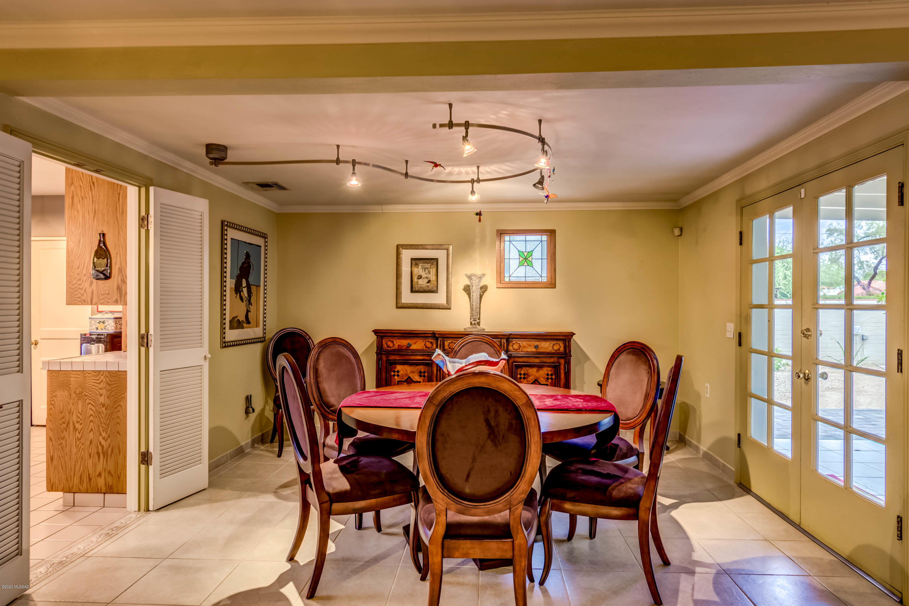 Country Club Heights - Residential