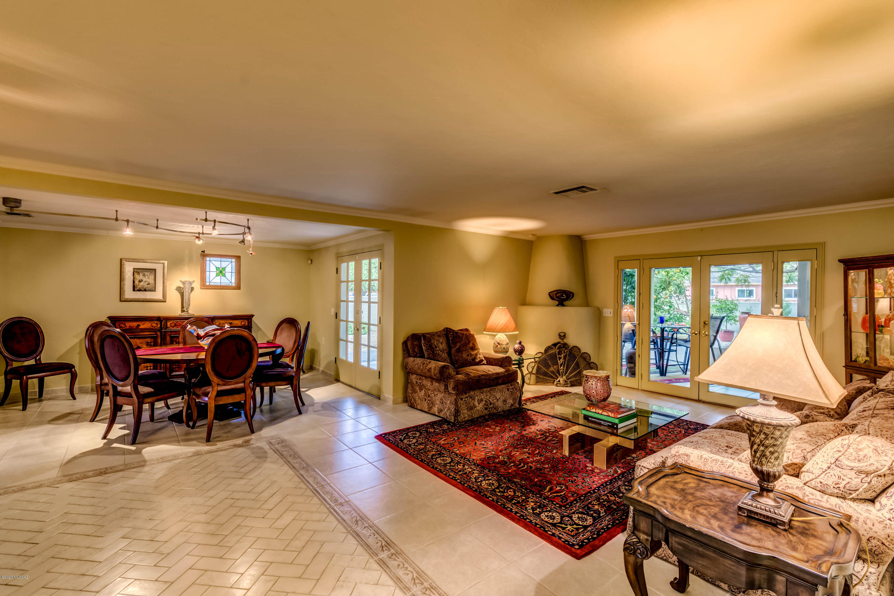 Country Club Heights - Residential