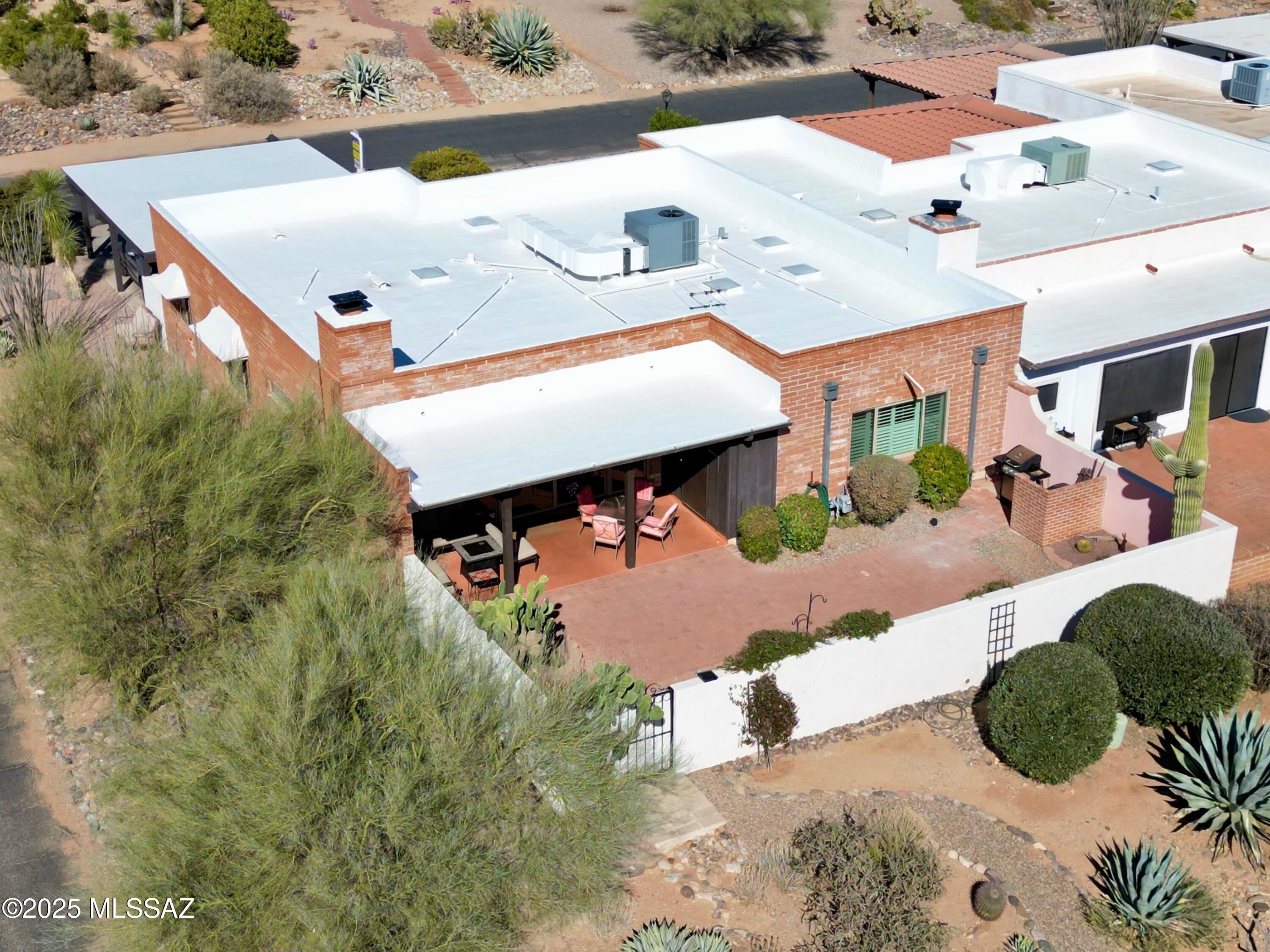 Green Valley Townhouses 4 - Residential