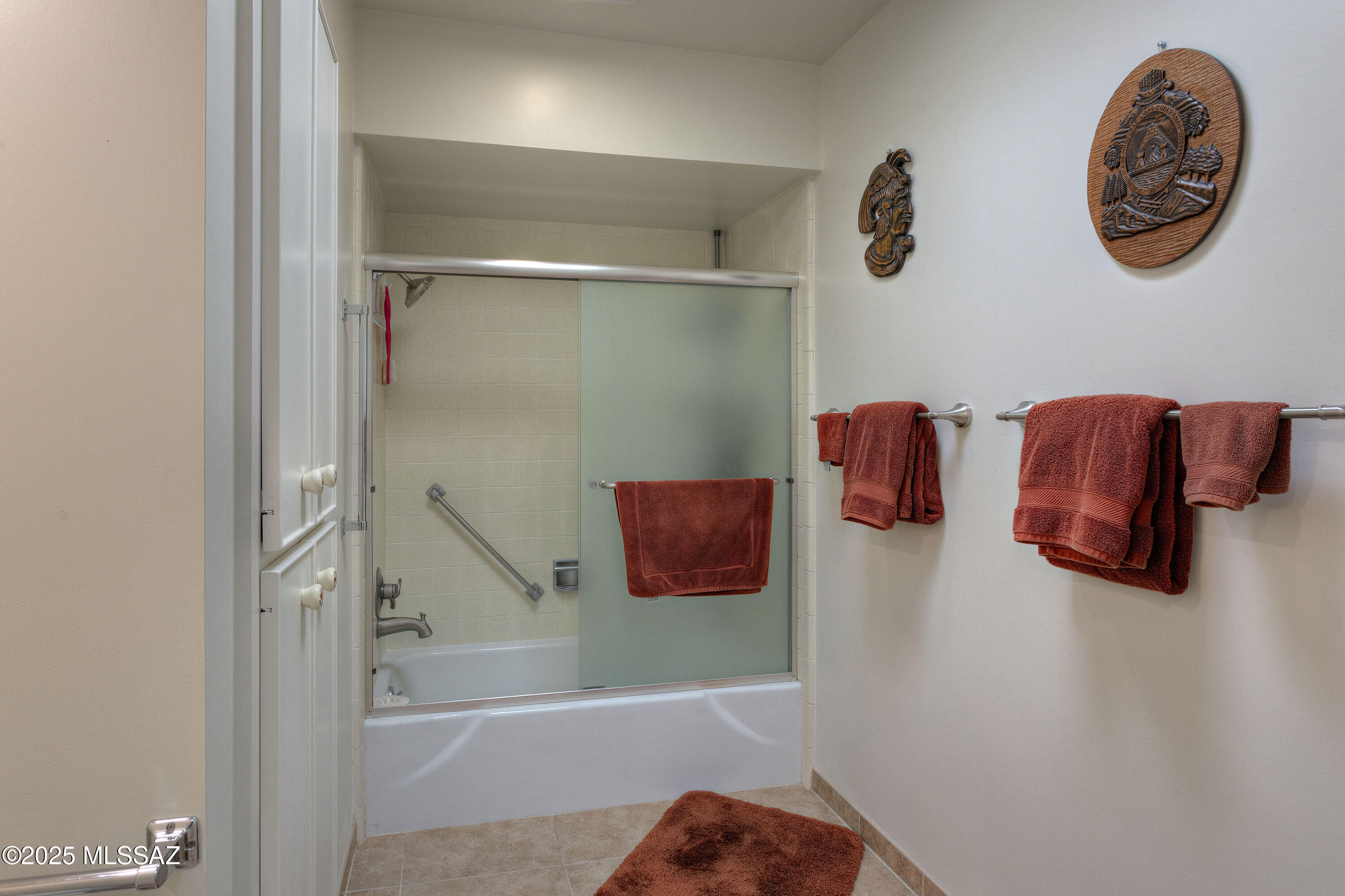 Green Valley Townhouses 4 - Residential