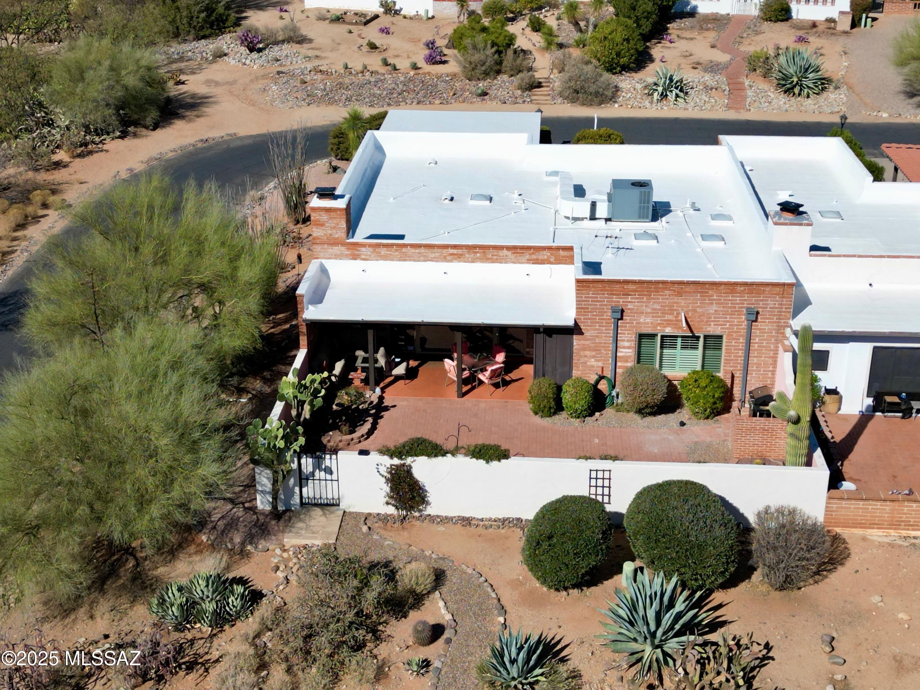 Green Valley Townhouses 4 - Residential
