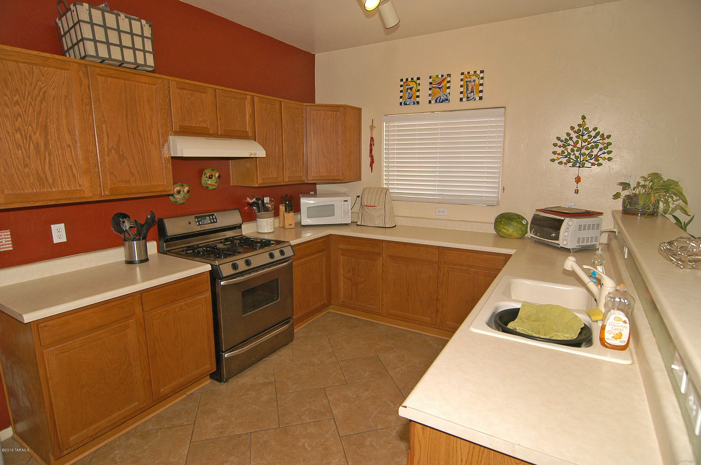 Valencia Place (1-100) - Residential