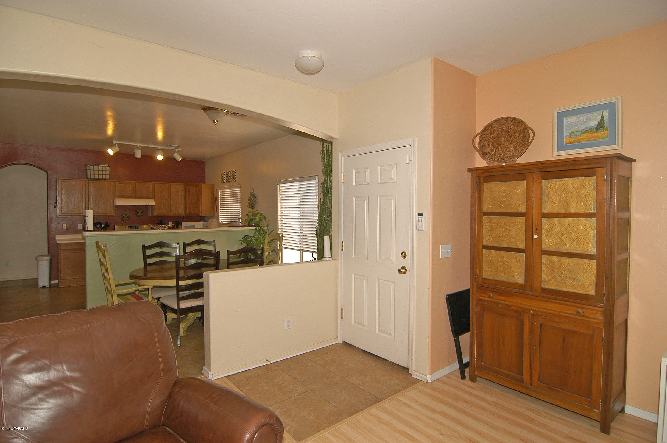 Valencia Place (1-100) - Residential
