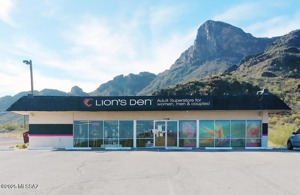 NNN Lease in year 12 of 20 year lease; 3% annual increases; Current Mo. Rent at $5,536.93 and Annualized at $66,443.16; Next 3% increase on 11.01.2023 with increased Mo. Rent Adjustment of $5,703.02.

Zoning:  CB-2, Pinal County - Commercial CB-2 GENERAL BUSINESS ZONE Any use permitted in PCDSC 2.85.010(B) through (J) (TR transitional zone) and in PCDSC 2.90.010 (CB-1)