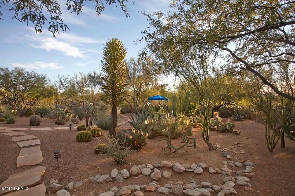 Catalina Foothills Estates NO. 3 - Residential