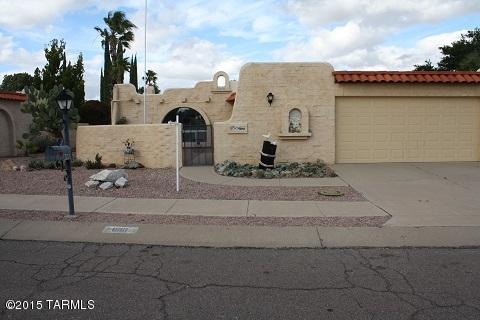 NO GVR, SPACIOUS 1611 SQ FT, 2 BED, 2 BATH, DEN, 2 CAR GARAGE, NEW RECOAT ON ROOF WITH 2 YEAR WARRANTY, HVAC WARRANTY, NEWER KITCHEN CABINETS, GRANITE COUNTERTOPS, ISLAND, LARGE BUILT-IN PANTRY, ATRIUM, BEEHIVE FIREPLACE, NEW BATHROOM, NEW CARPETS, NEW TILE, PARTIAL COVERED LARGE PATIO, LARGE FRONT COURTYARD, AND CLOSE TO SHOPPING AND GV MALL.