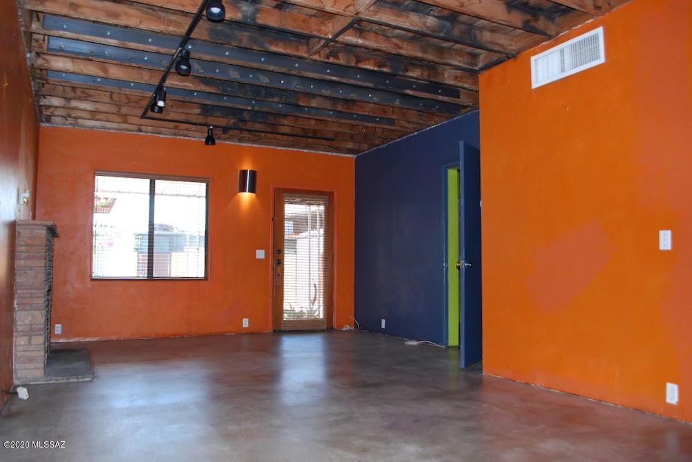 Bronx Park Addition - Residential Lease