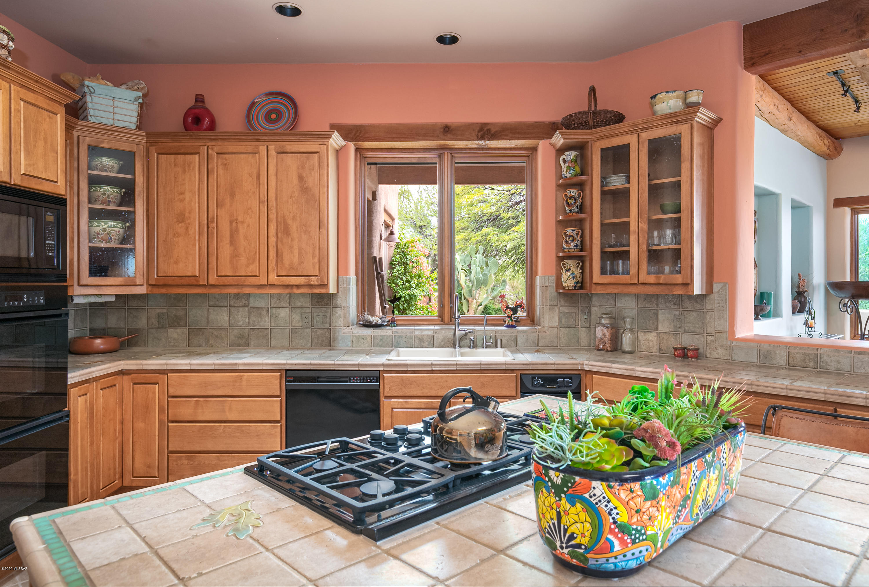 Honey Bee Ridge(The Estates At) - Residential