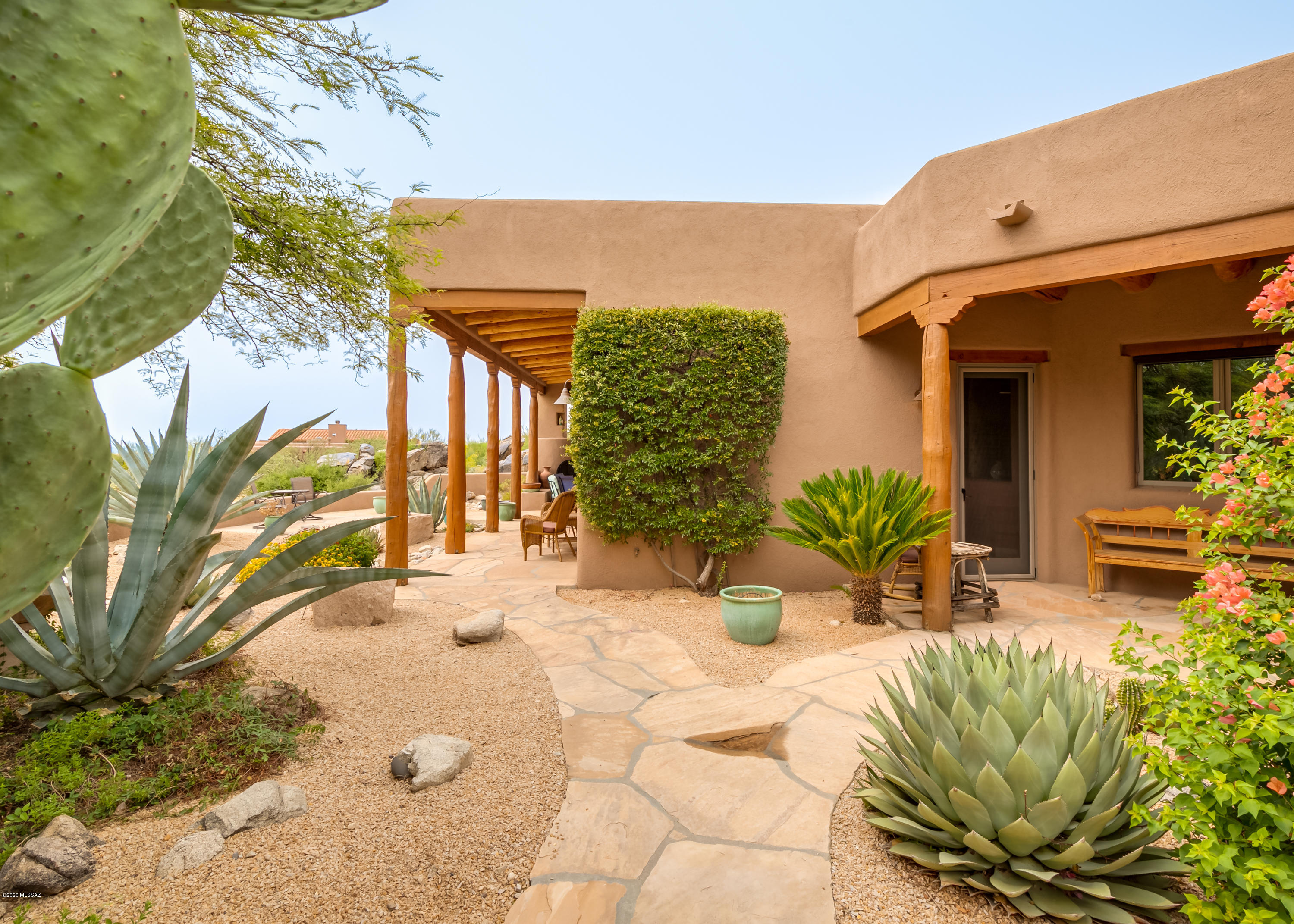 Honey Bee Ridge(The Estates At) - Residential