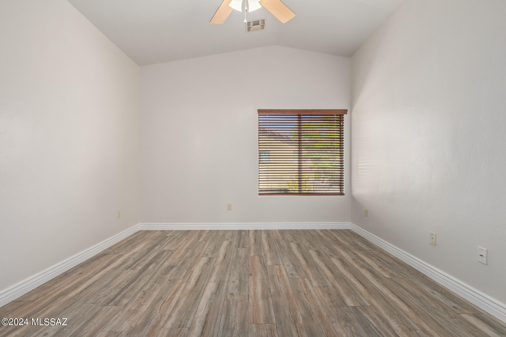 Valstate II (1-136) - Residential Lease