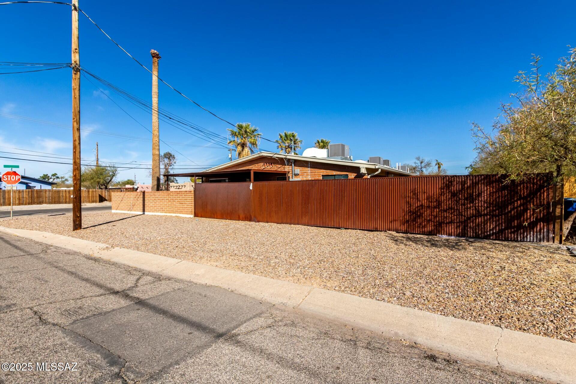 Unsubdivided - Residential Income