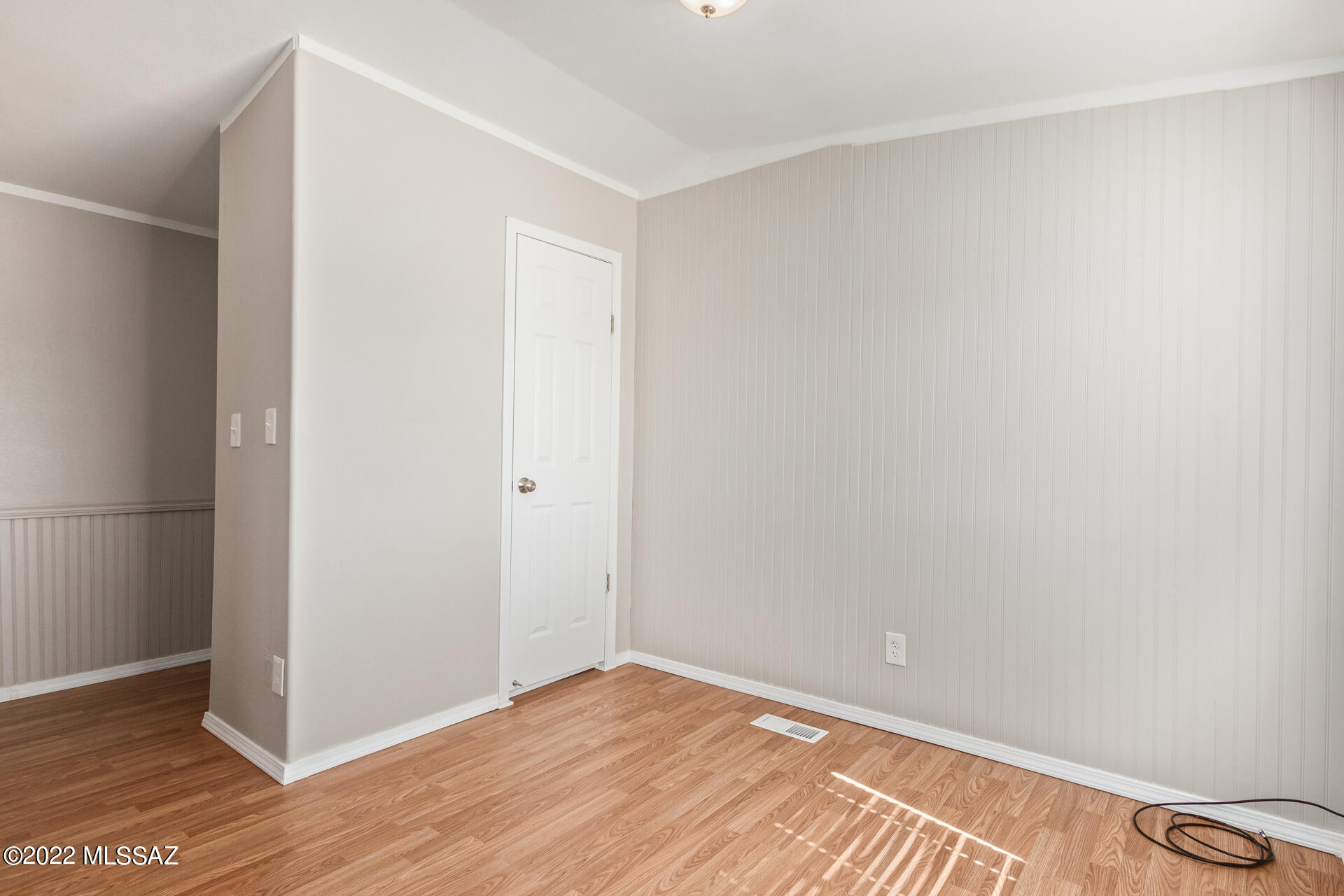 Unsubdivided - Residential Lease