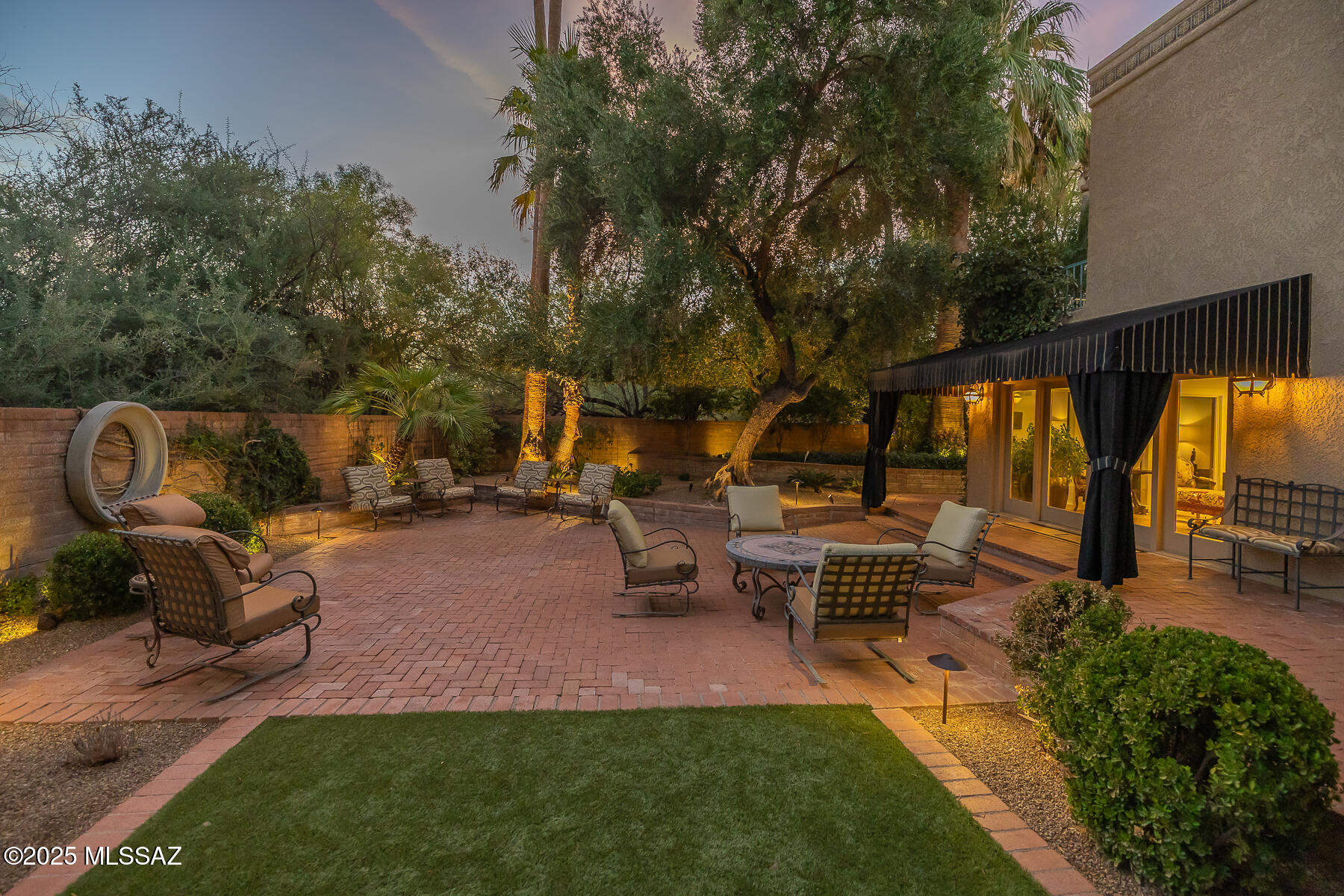 Riverbend - Sabino Canyon Road  (1-97) - Residential