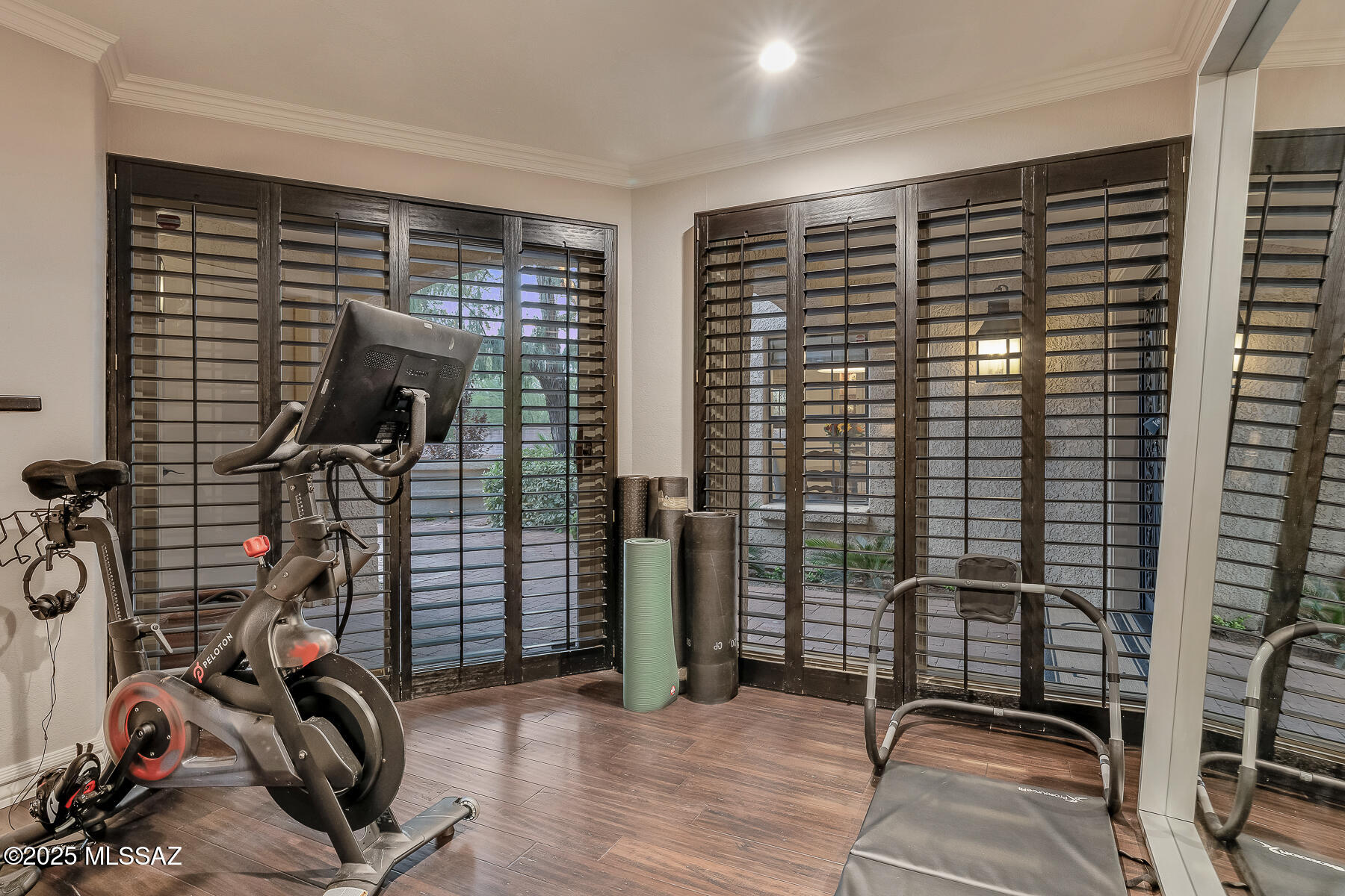 Riverbend - Sabino Canyon Road  (1-97) - Residential