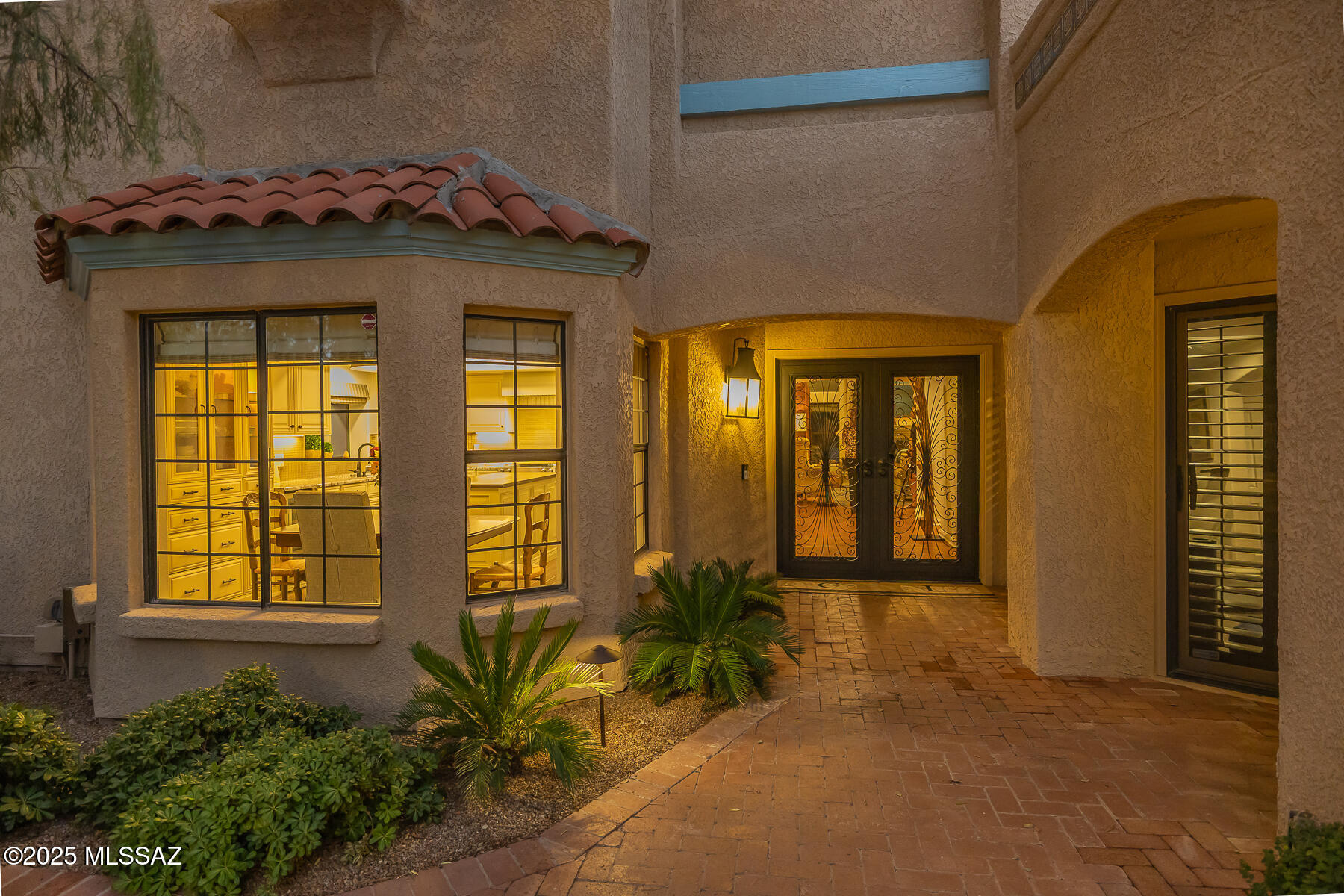 Riverbend - Sabino Canyon Road  (1-97) - Residential