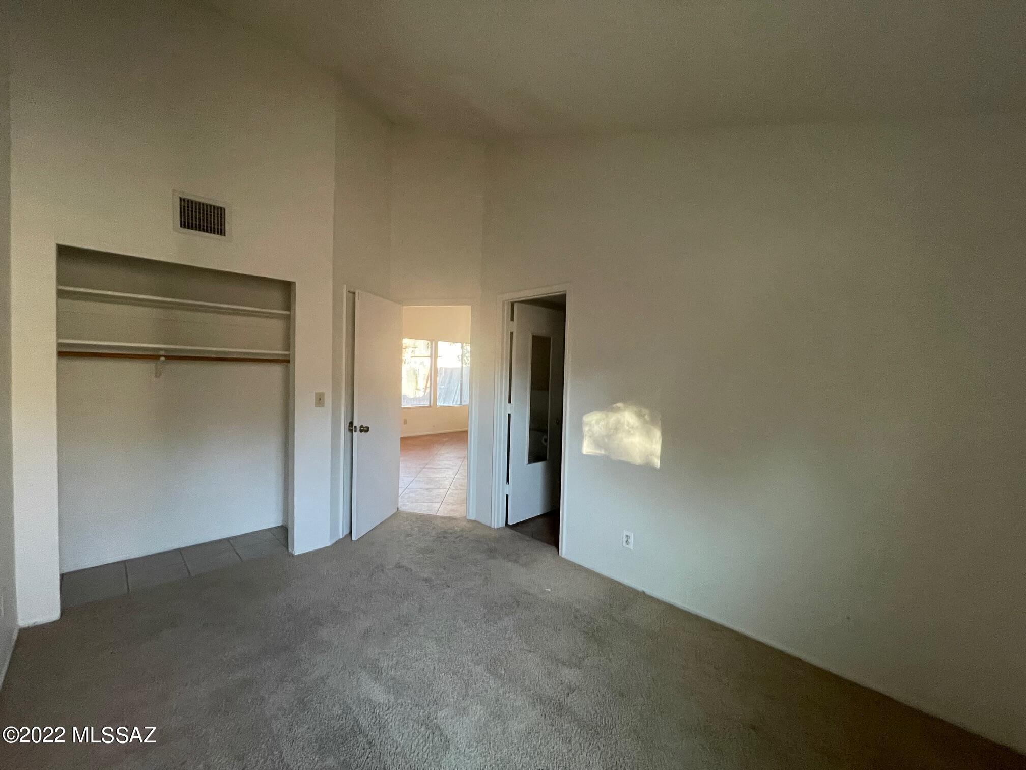Sunset Villas Townhomes (1-118) - Residential Lease