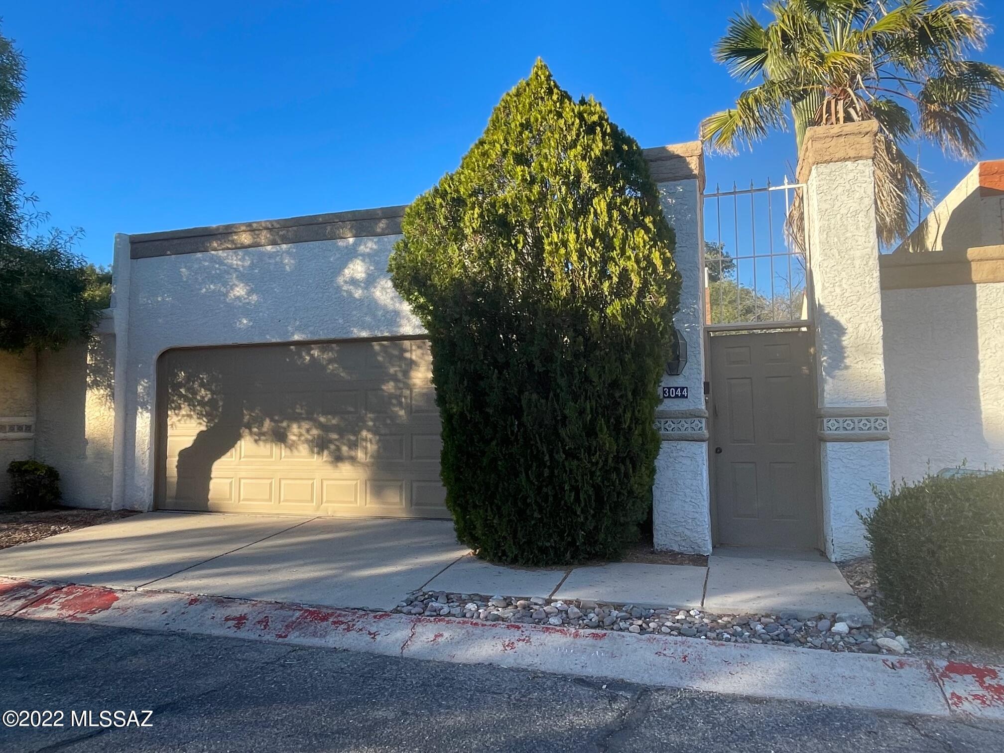 Sunset Villas Townhomes (1-118) - Residential Lease