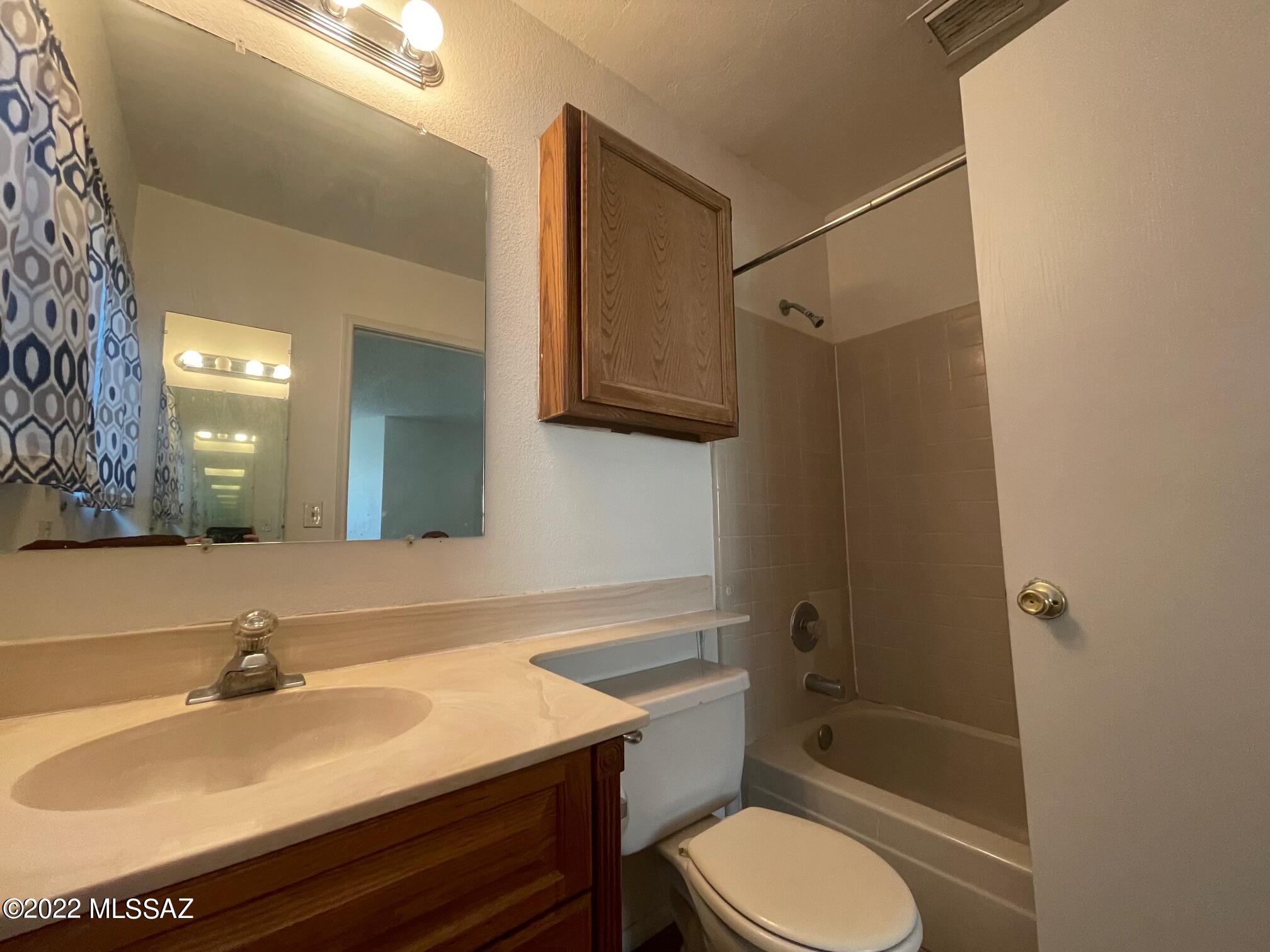 Sunset Villas Townhomes (1-118) - Residential Lease