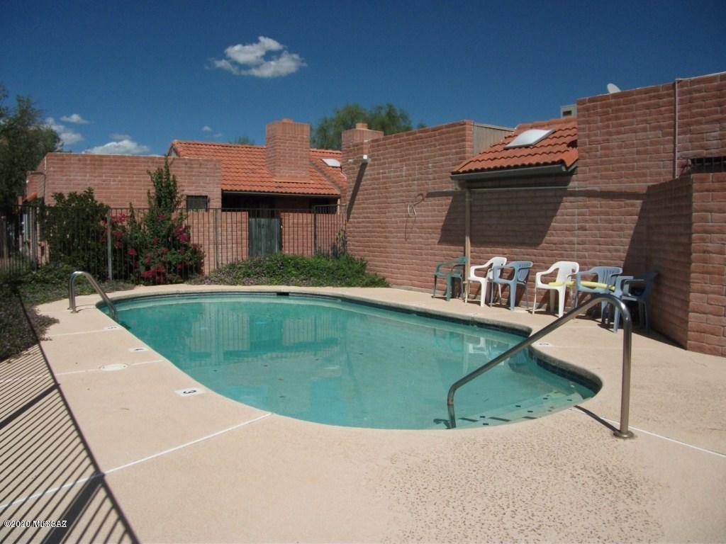 Escondido Place Condos - Residential