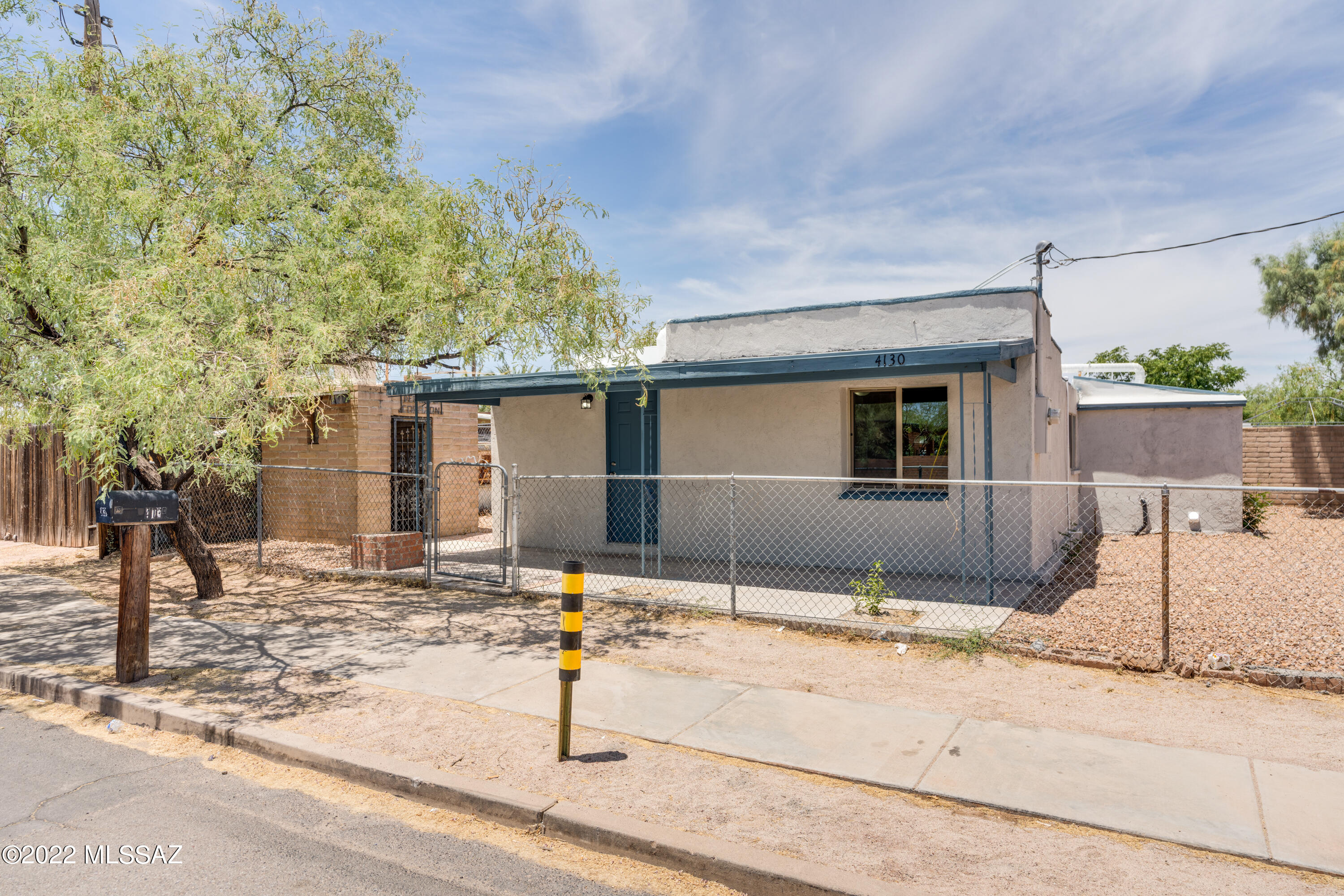 Come see this quaint and cozy 2 bedroom 2 bath home with a potential 3rd bedroom option for livability.  Neutral tone, fresh paint and tile floors throughout. New HVAC, water heater, and stainless steel appliances are just a few of the relaxing amenities for the new owner.  This lot has easy access for future use of cars, parking, patio, carport, or other new owner ideas. Great starter home or investment for rental. Close to many amenities including healthcare, restaurants , shopping, Rodeo grounds, and just minutes to the interstate. Owner is a Licensed Real Estate Agent in Arizona.