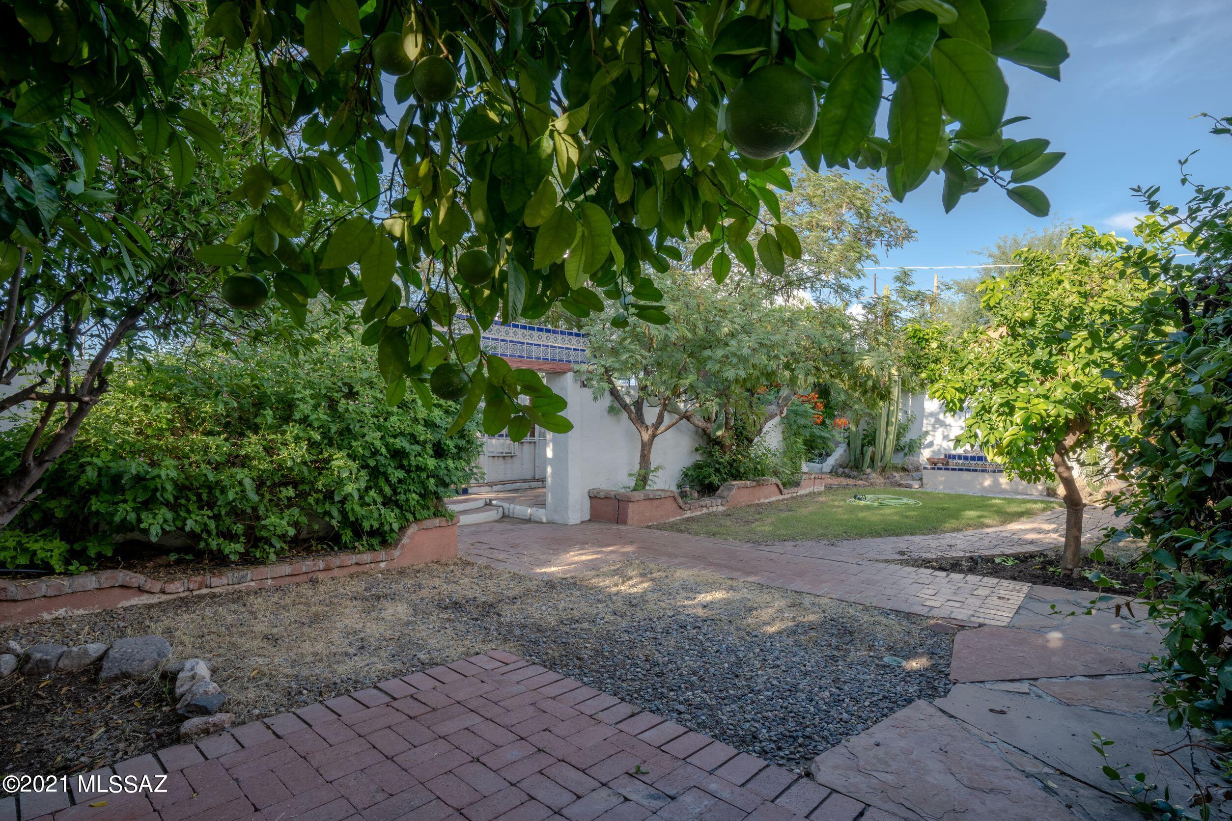 El Rio Park - Residential