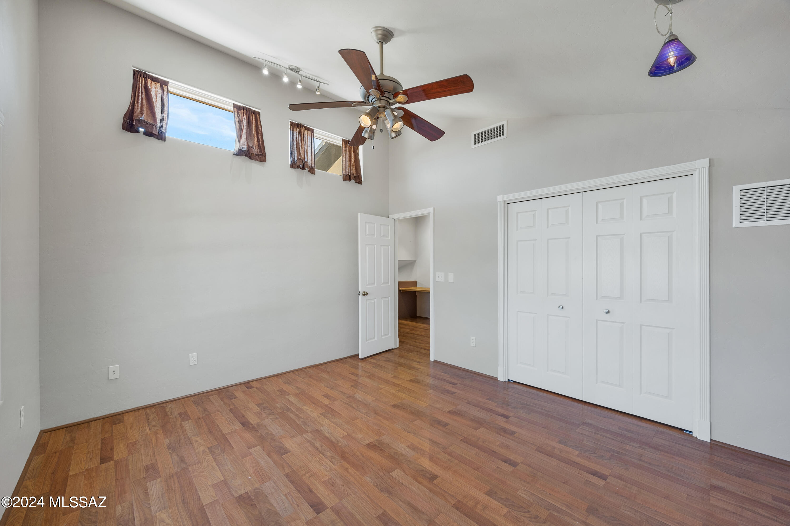 Jefferson Park - Residential Income