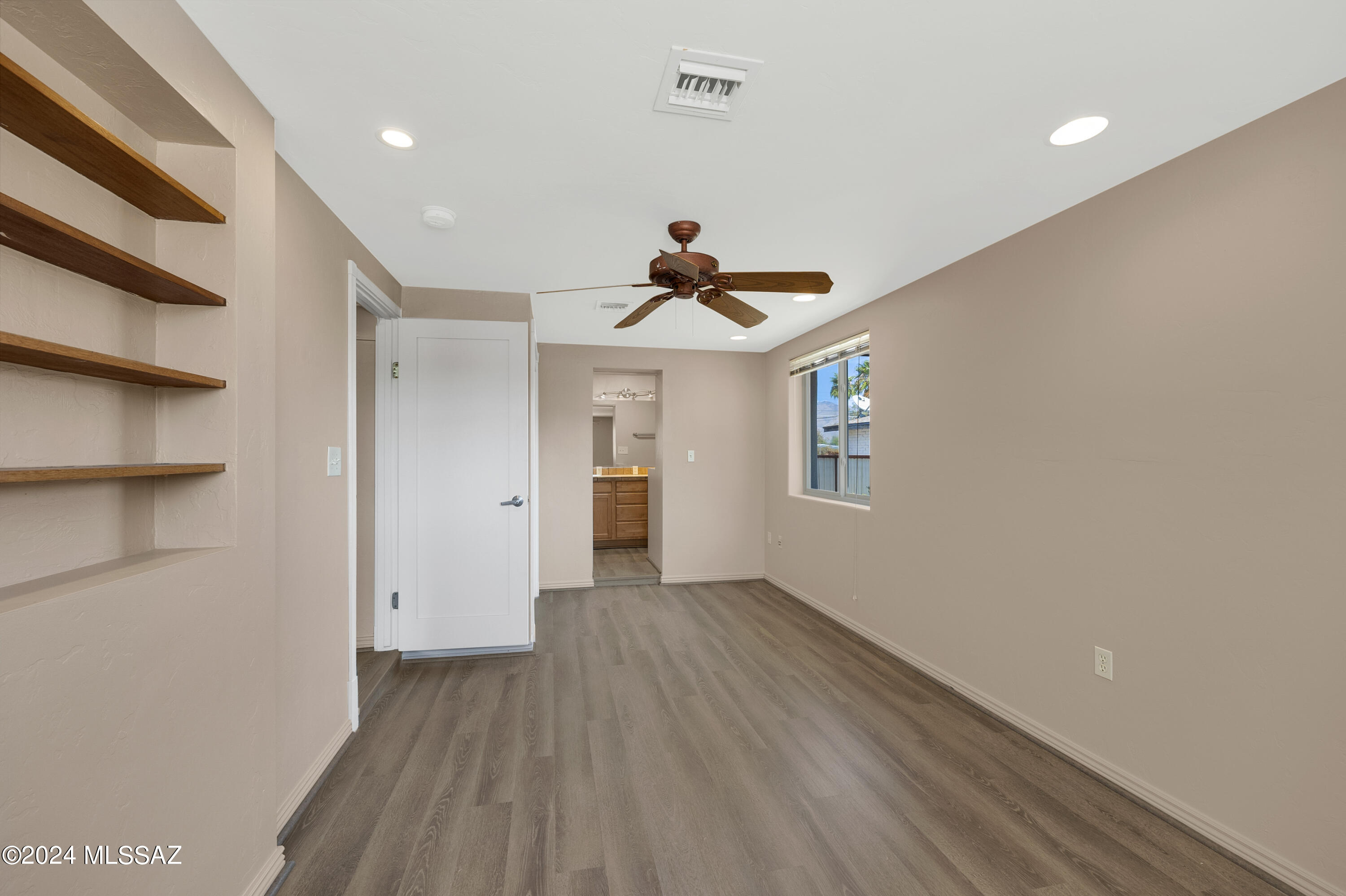 Jefferson Park - Residential Income