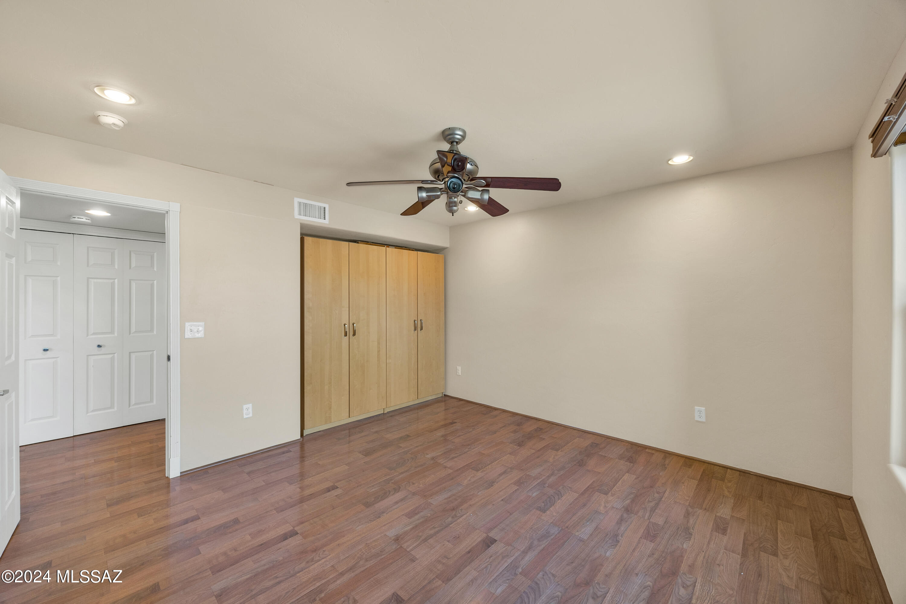 Jefferson Park - Residential Income