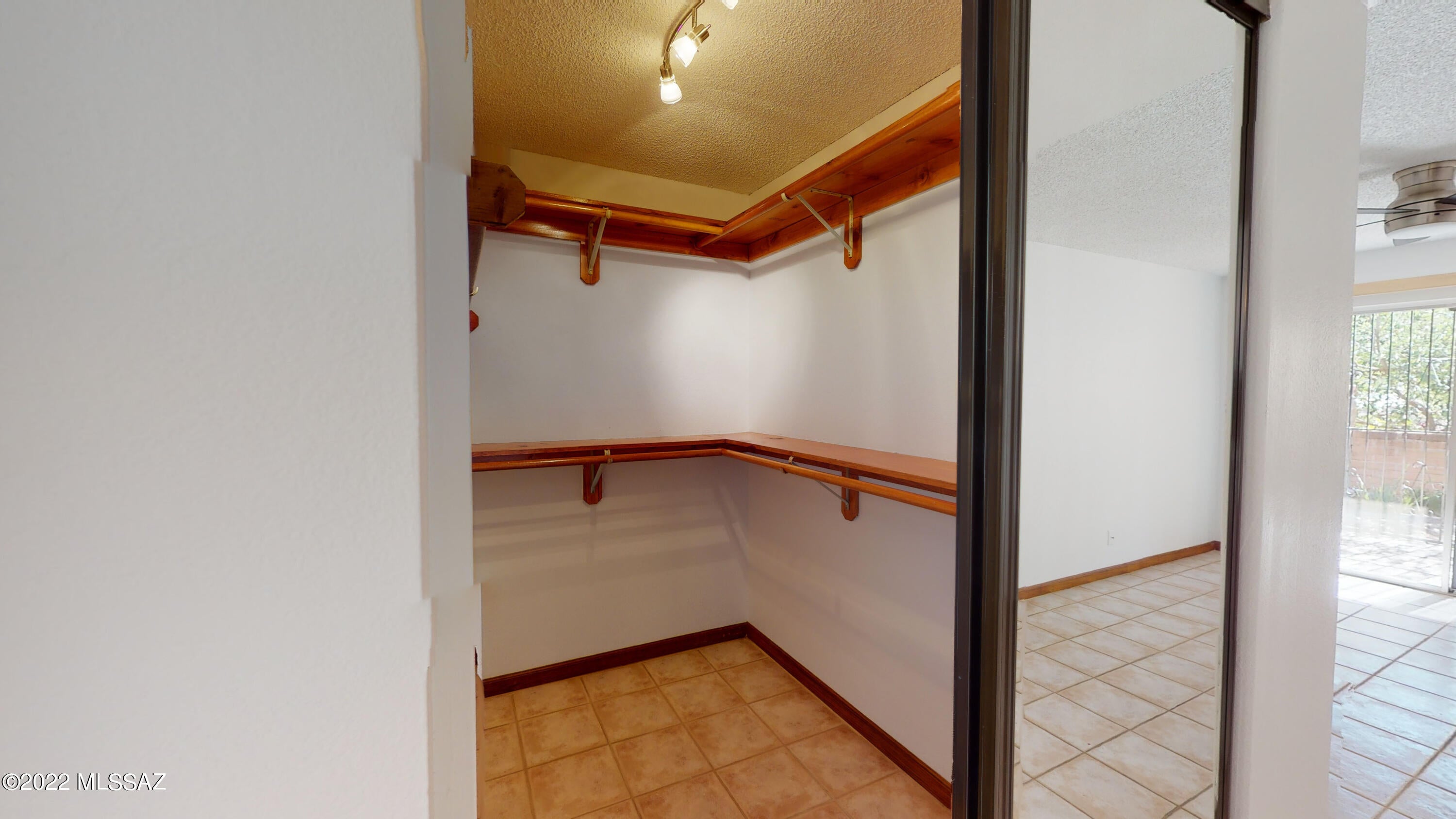 Tierra Serena Townhouses (1-117) - Residential Lease