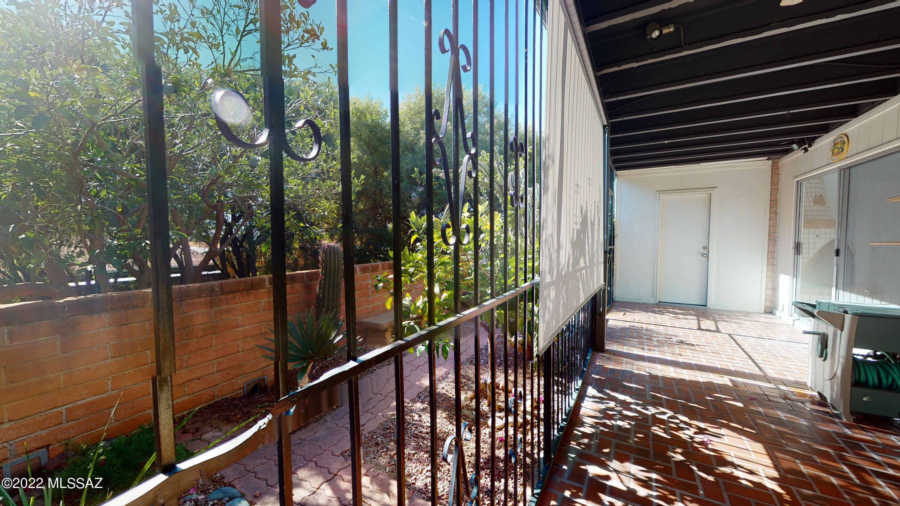 Tierra Serena Townhouses (1-117) - Residential Lease